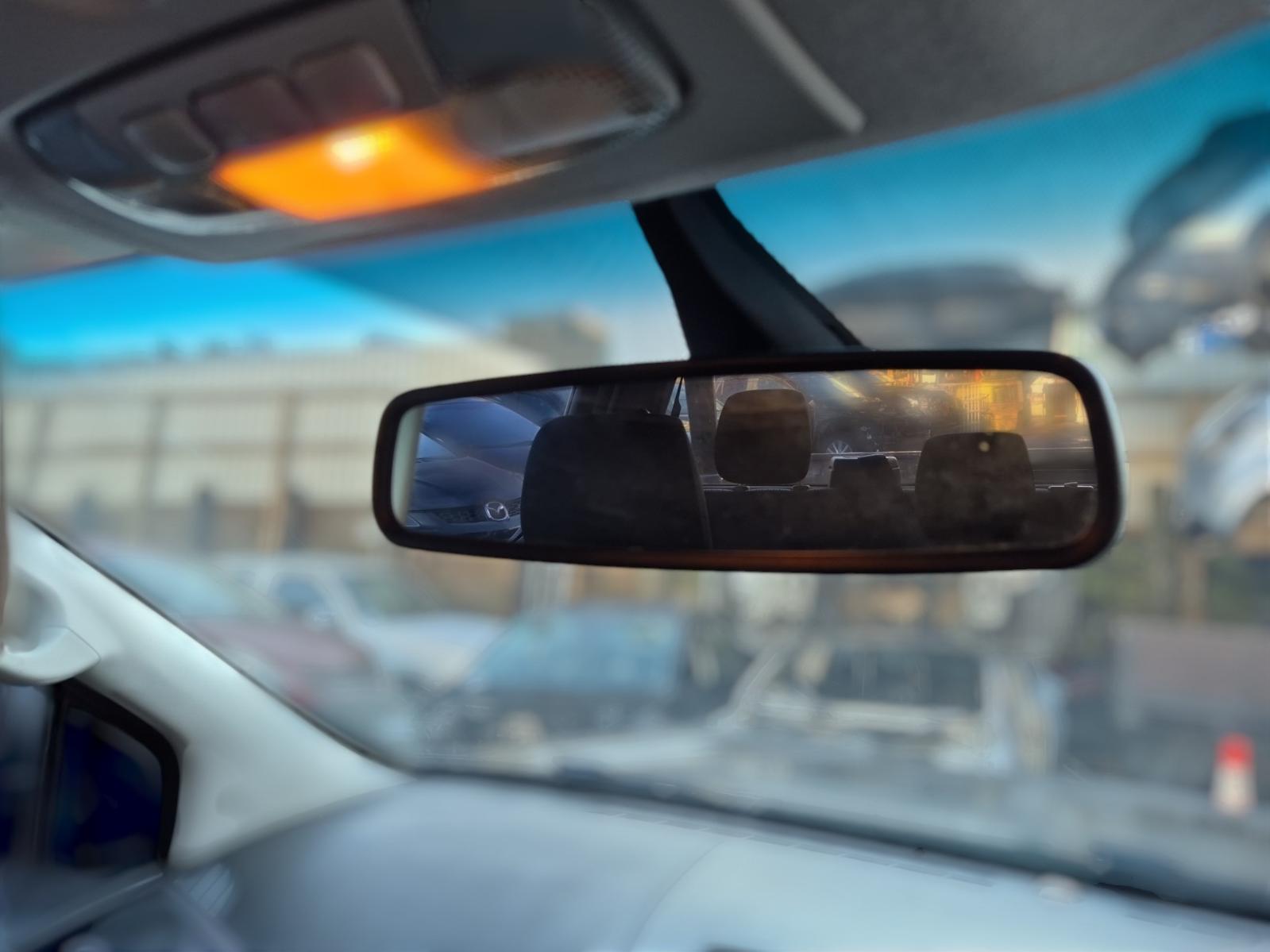 Interior_Mirror