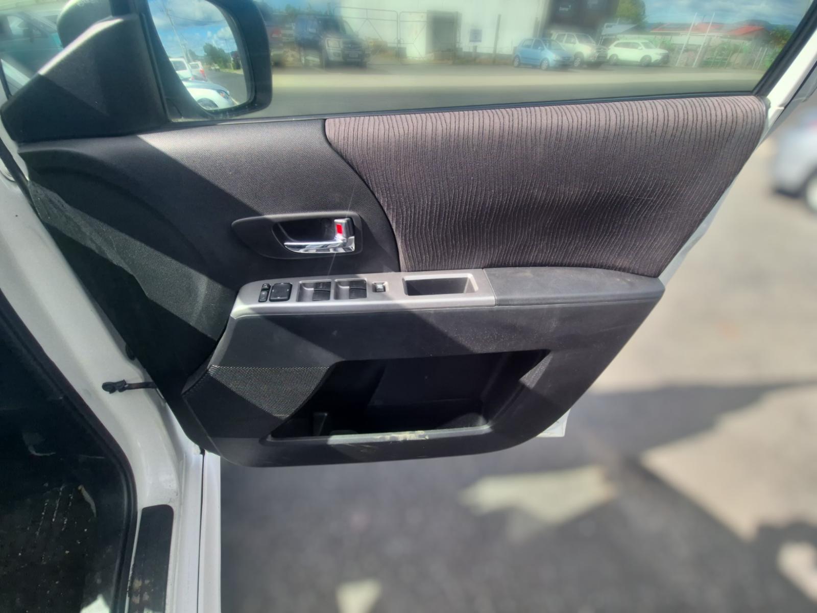 Mazda Premacy - CREW