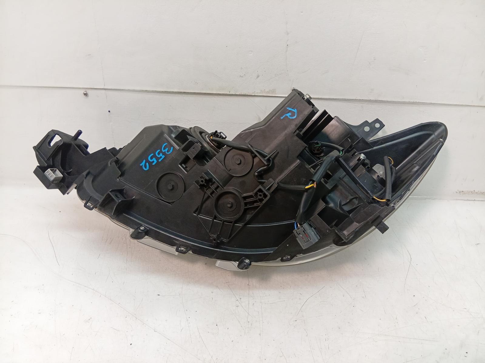 Right_Headlamp