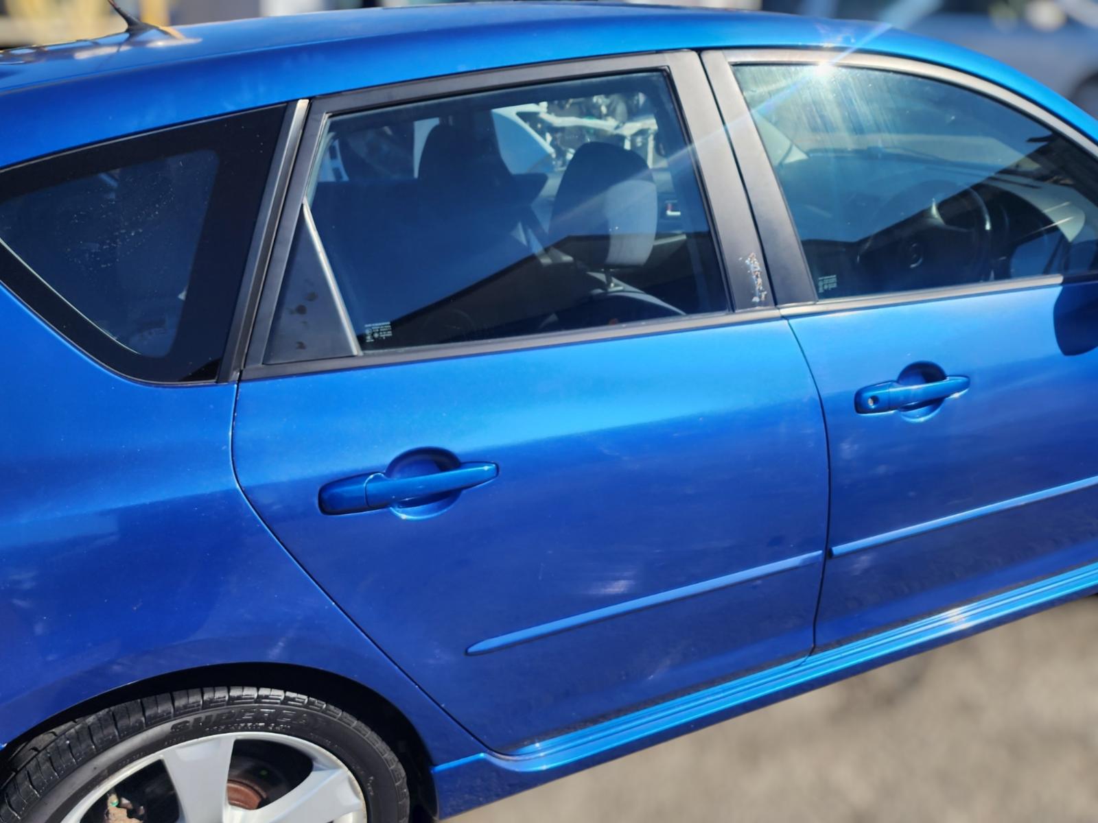 Right_Rear_Door_Sliding