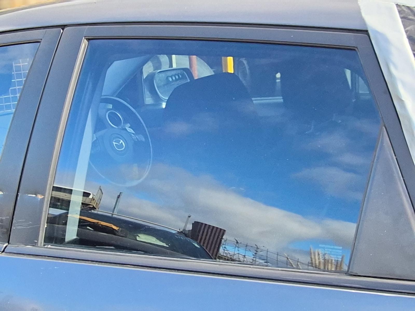 Left_Rear_Door_Window