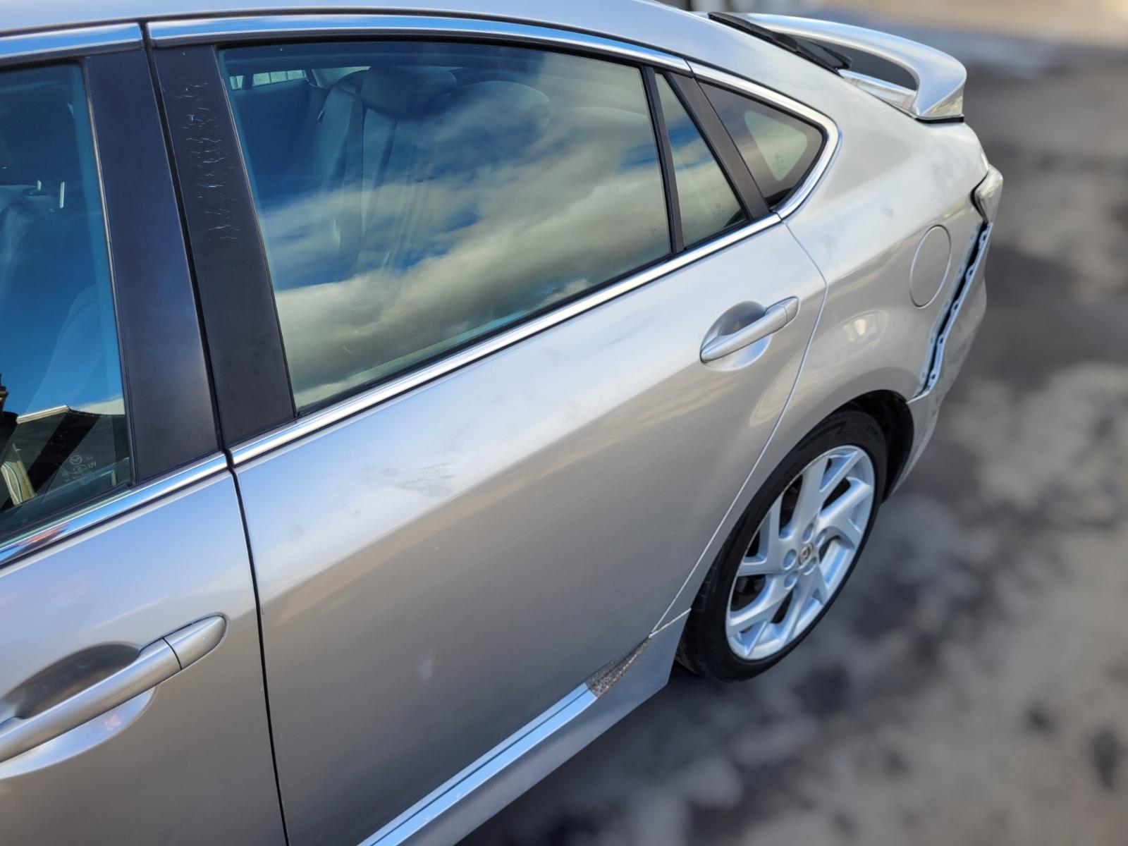 Left_Rear_Door_Sliding