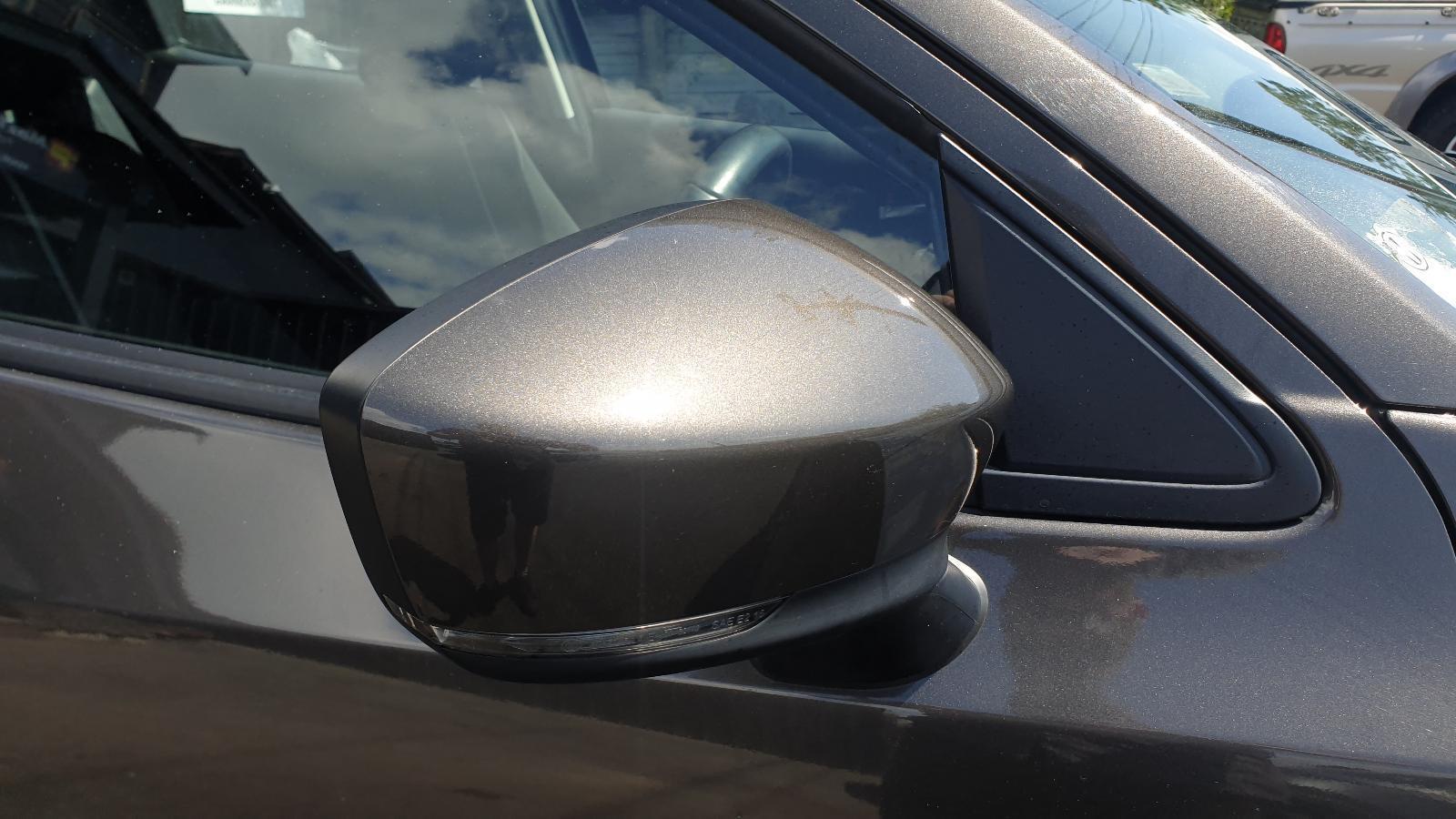 Right_Door_Mirror