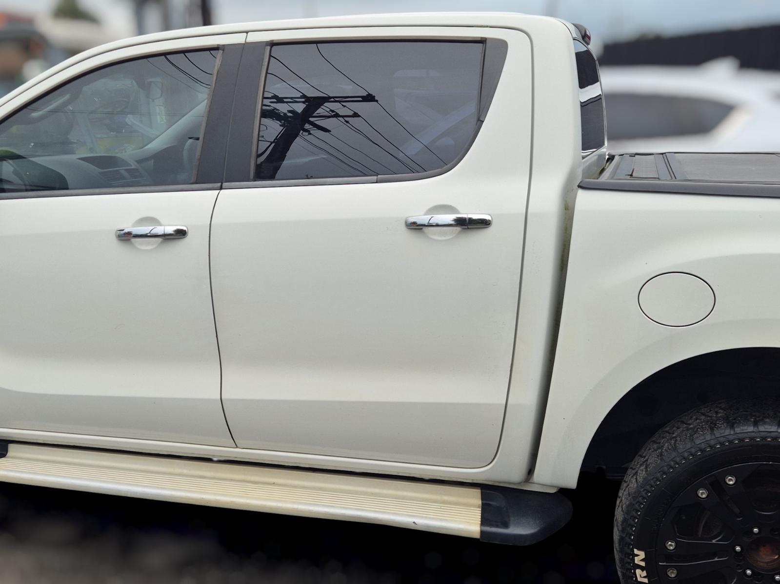 Left_Rear_Door_Sliding