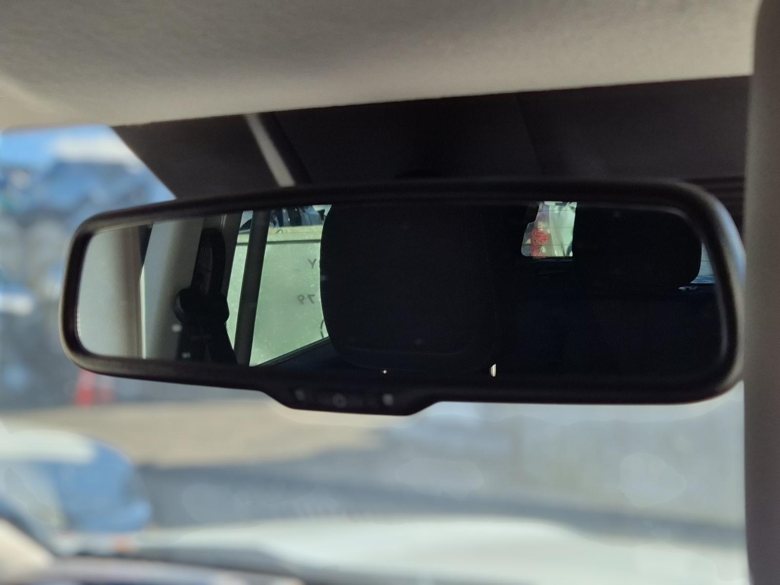 Interior_Mirror