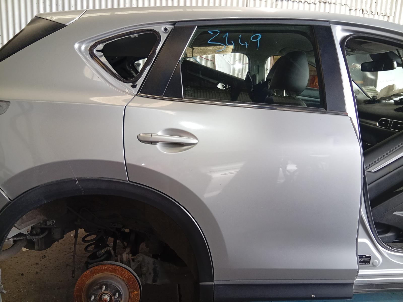 Right_Rear_Door_Sliding