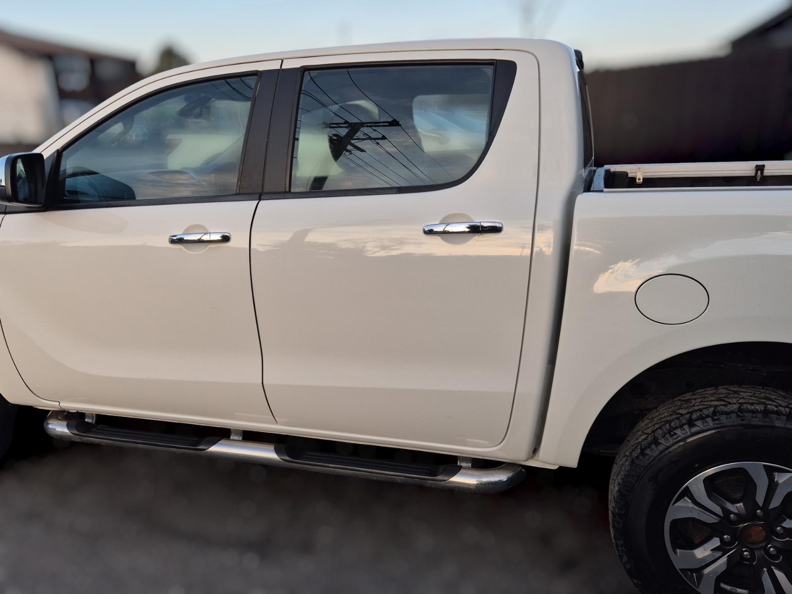 Left_Rear_Door_Sliding