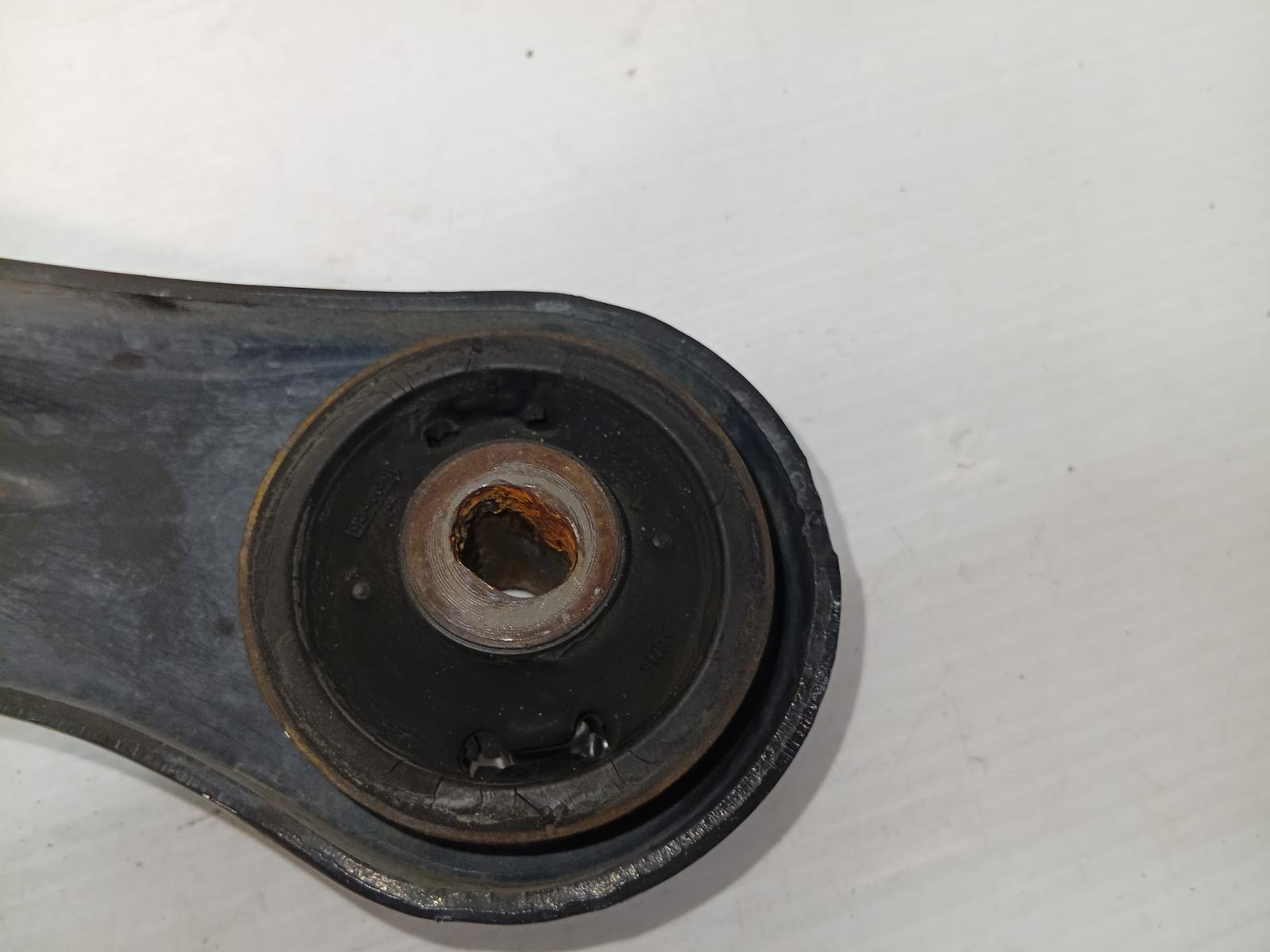 Right_Front_Lower_Control_Arm