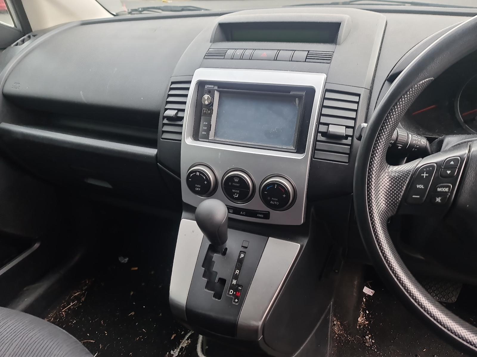 Mazda Premacy - CREW