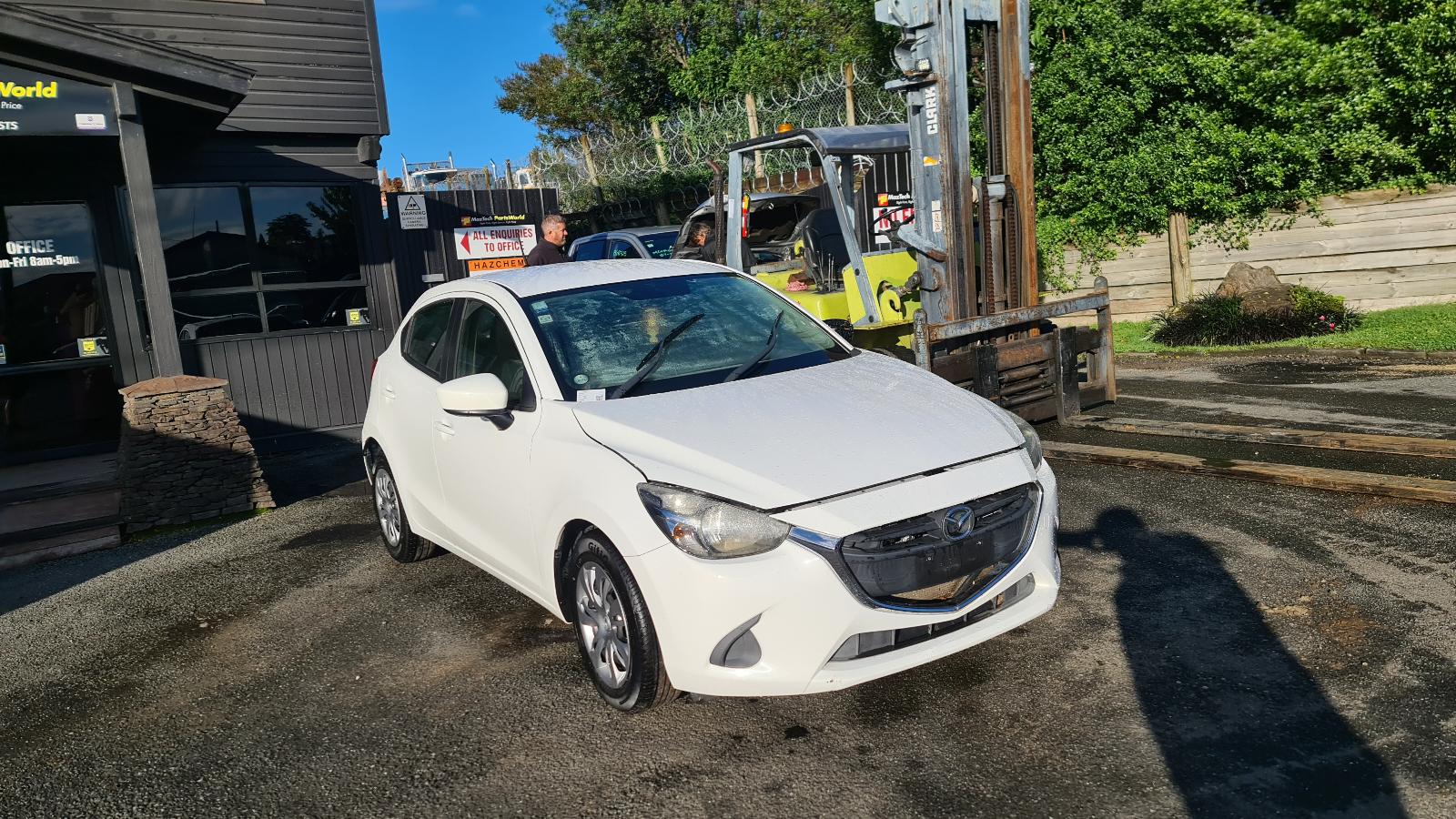 Mazda Mazda2 - DJ 2014-Present