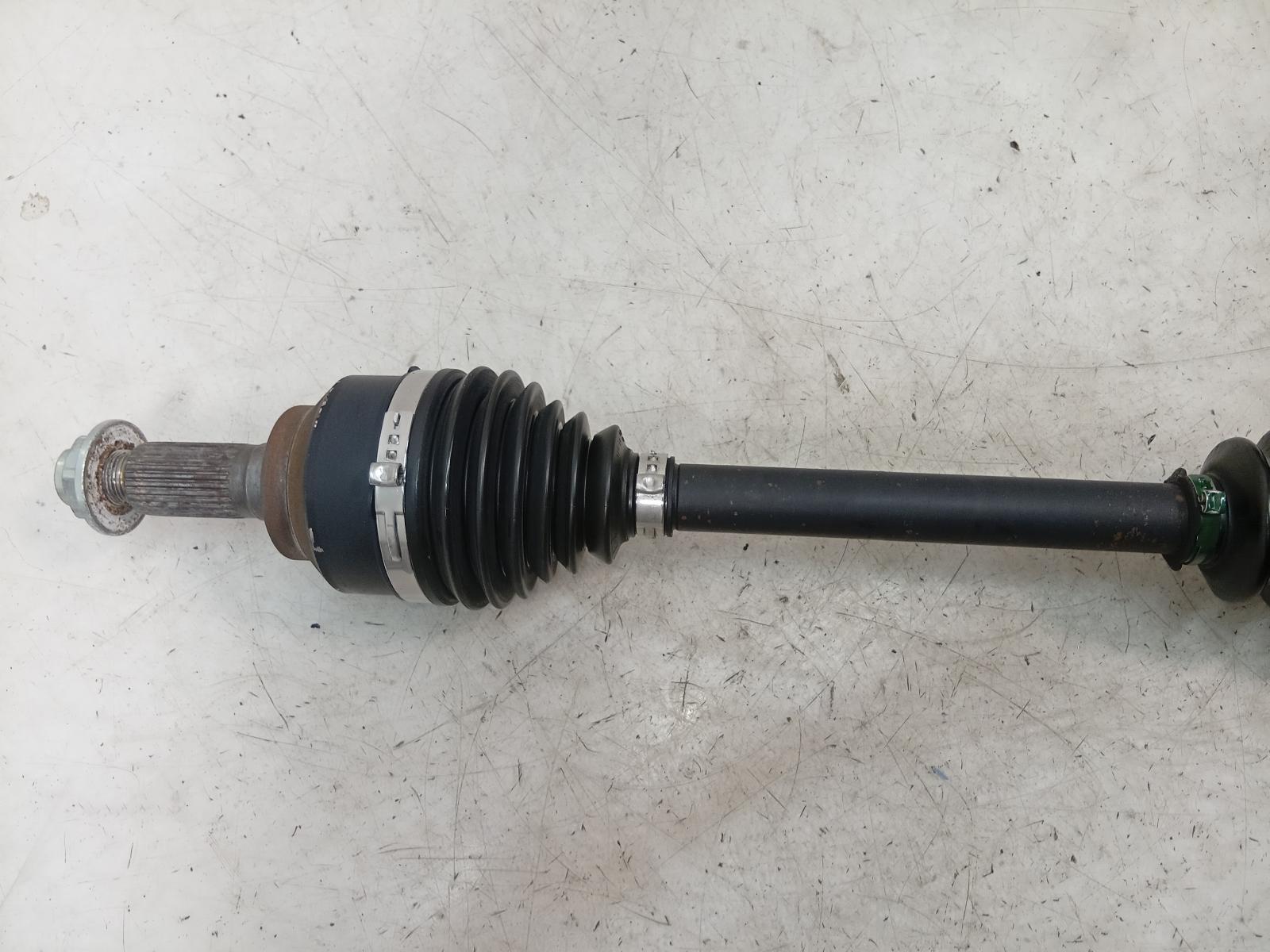 Left_Driveshaft