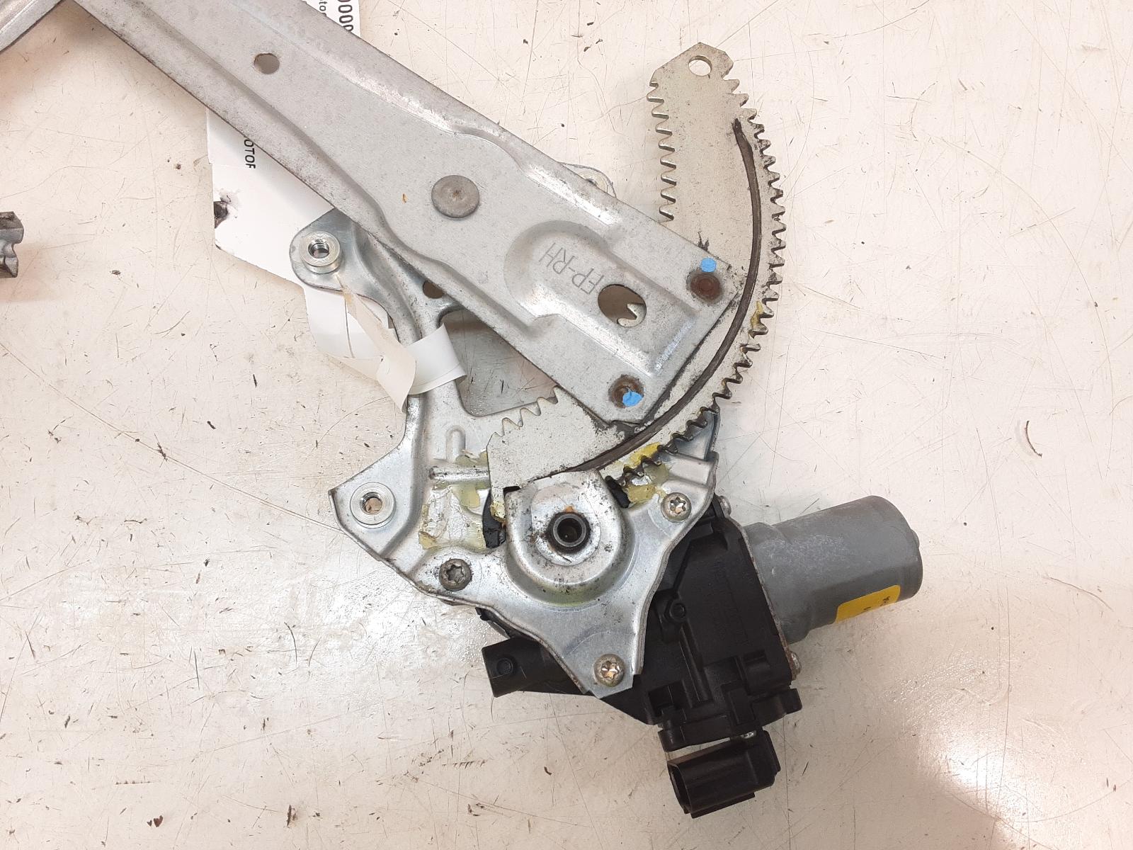 Right_Front_Window_Reg_Motor