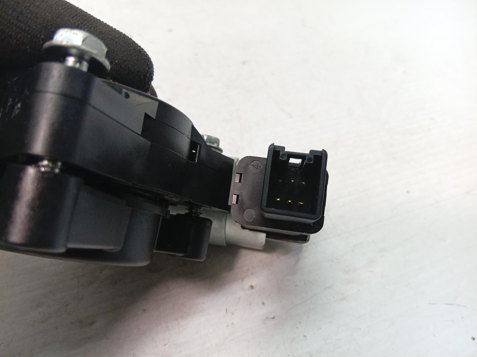 Right_Front_Window_Reg_Motor