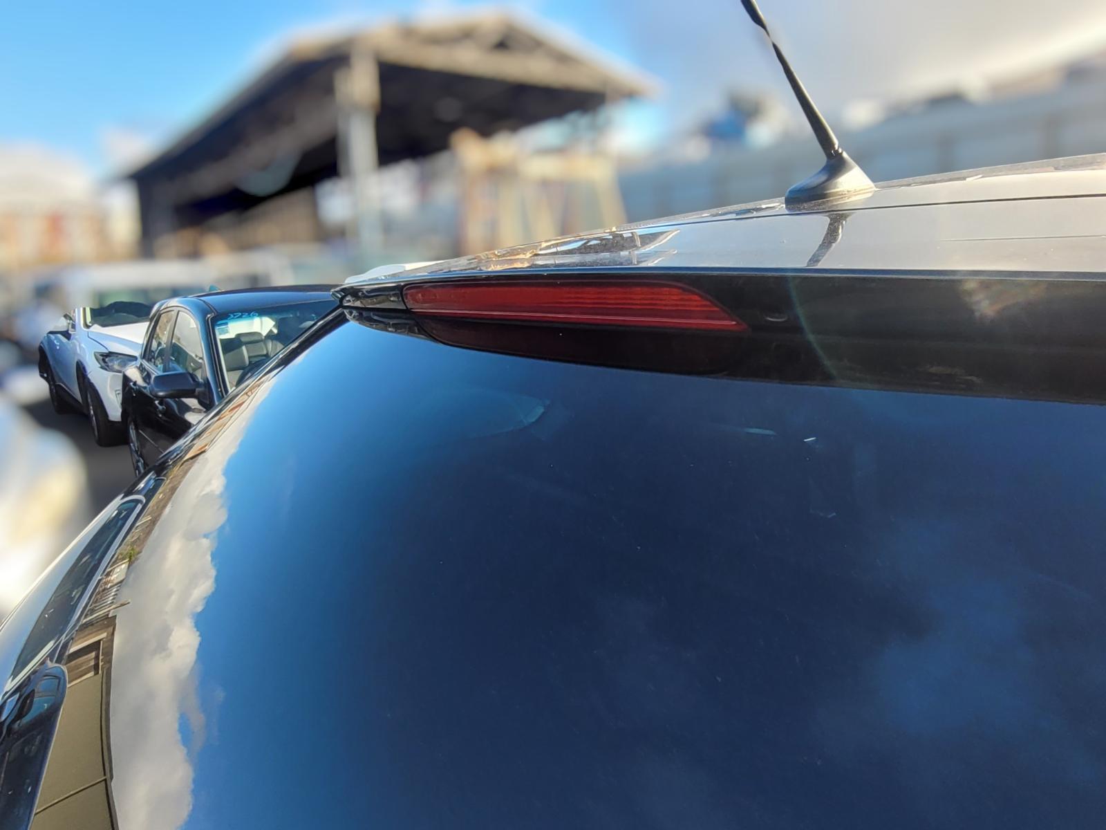 Rear_Spoiler