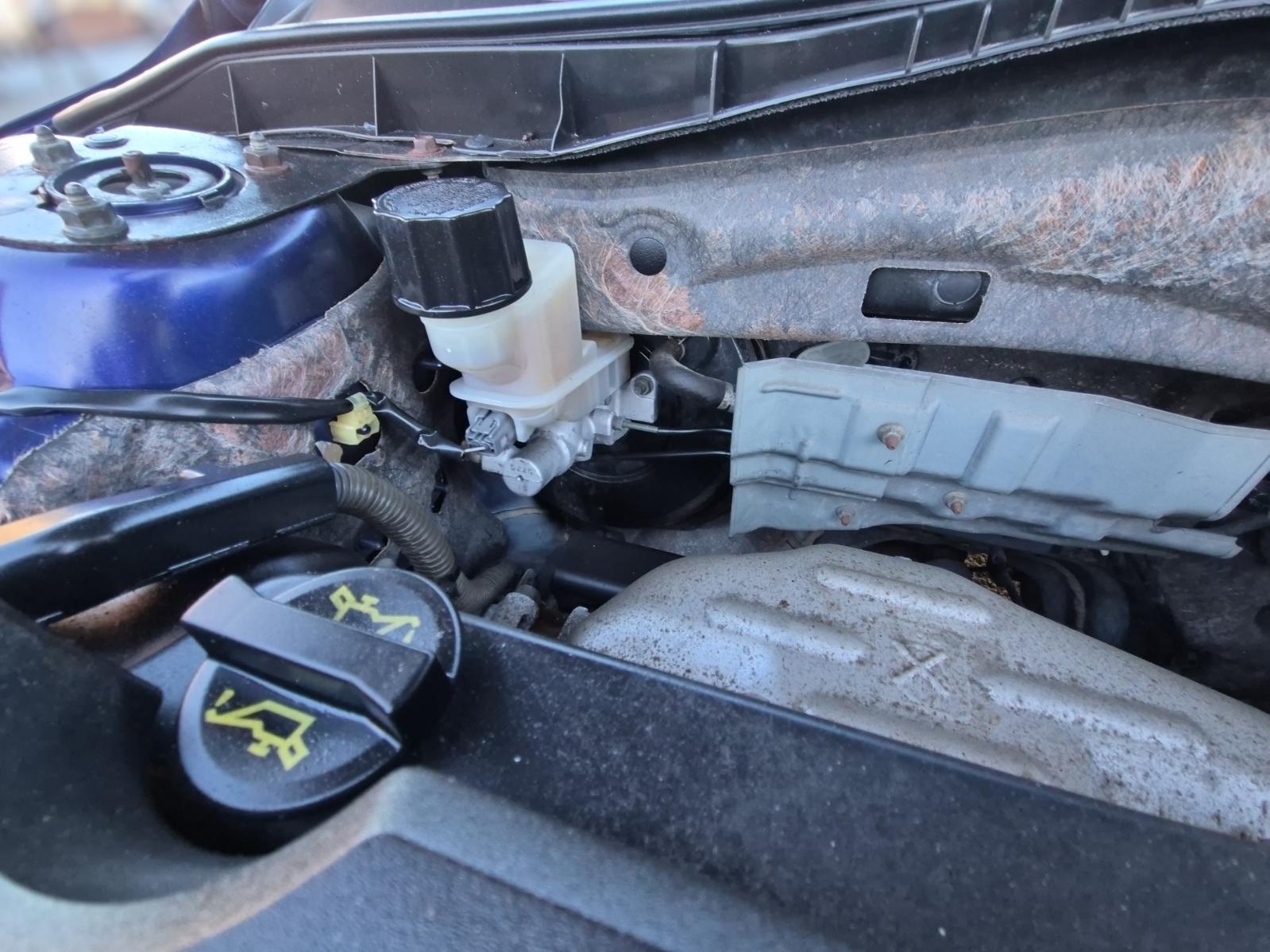 Master_Cylinder