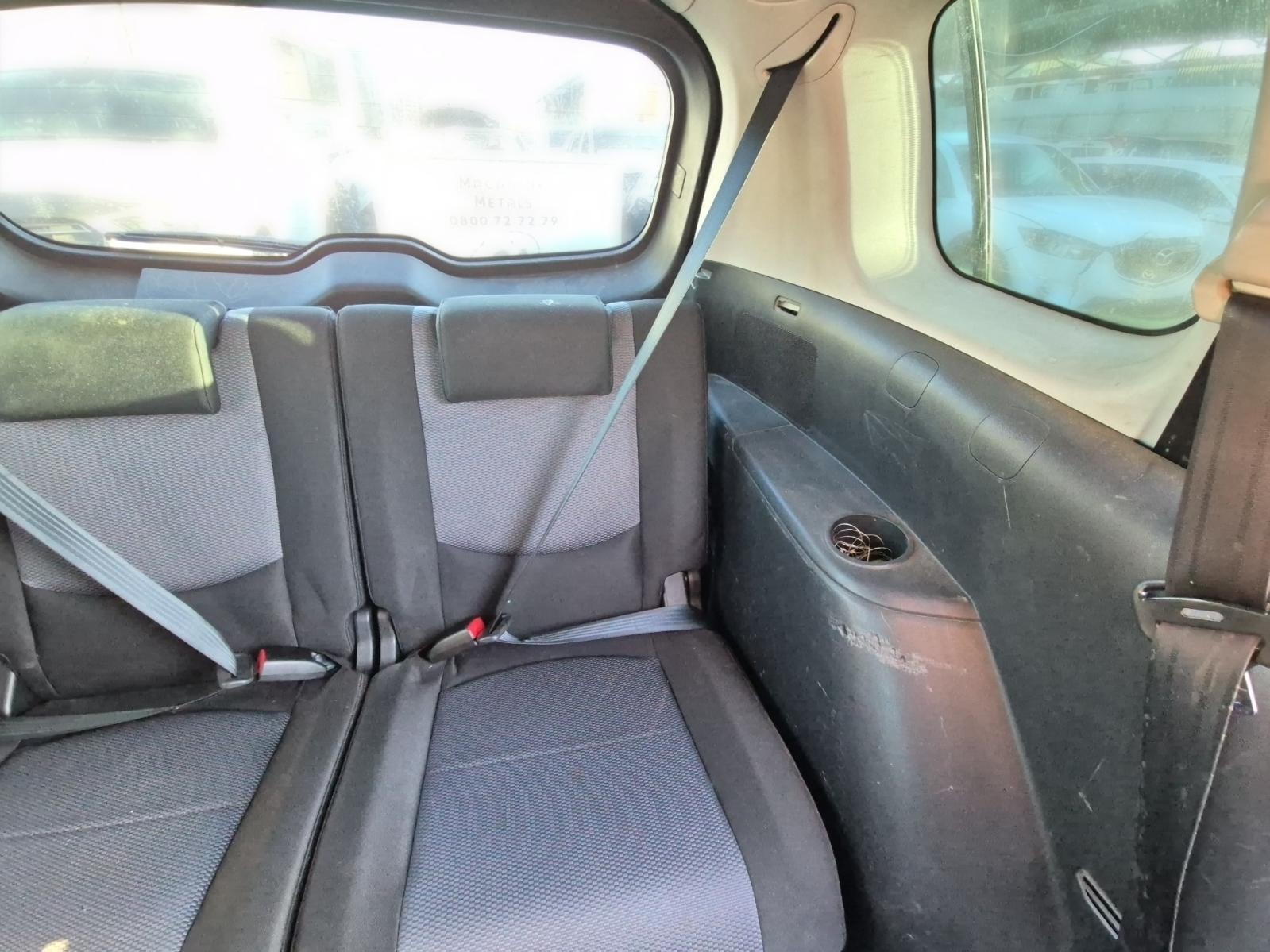 Seat_Belt_Stalk
