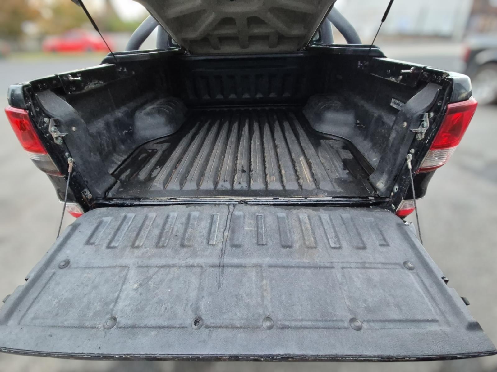 Ute_Tray_Liner
