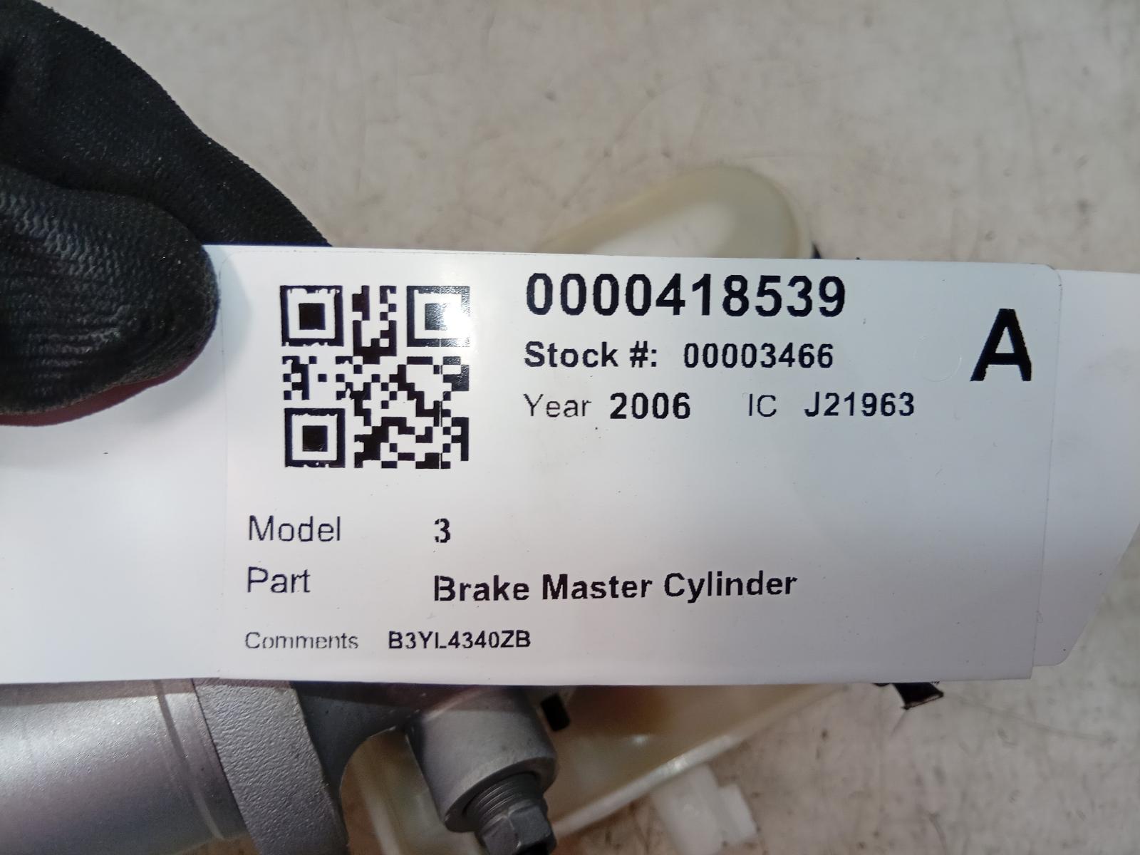 Master_Cylinder