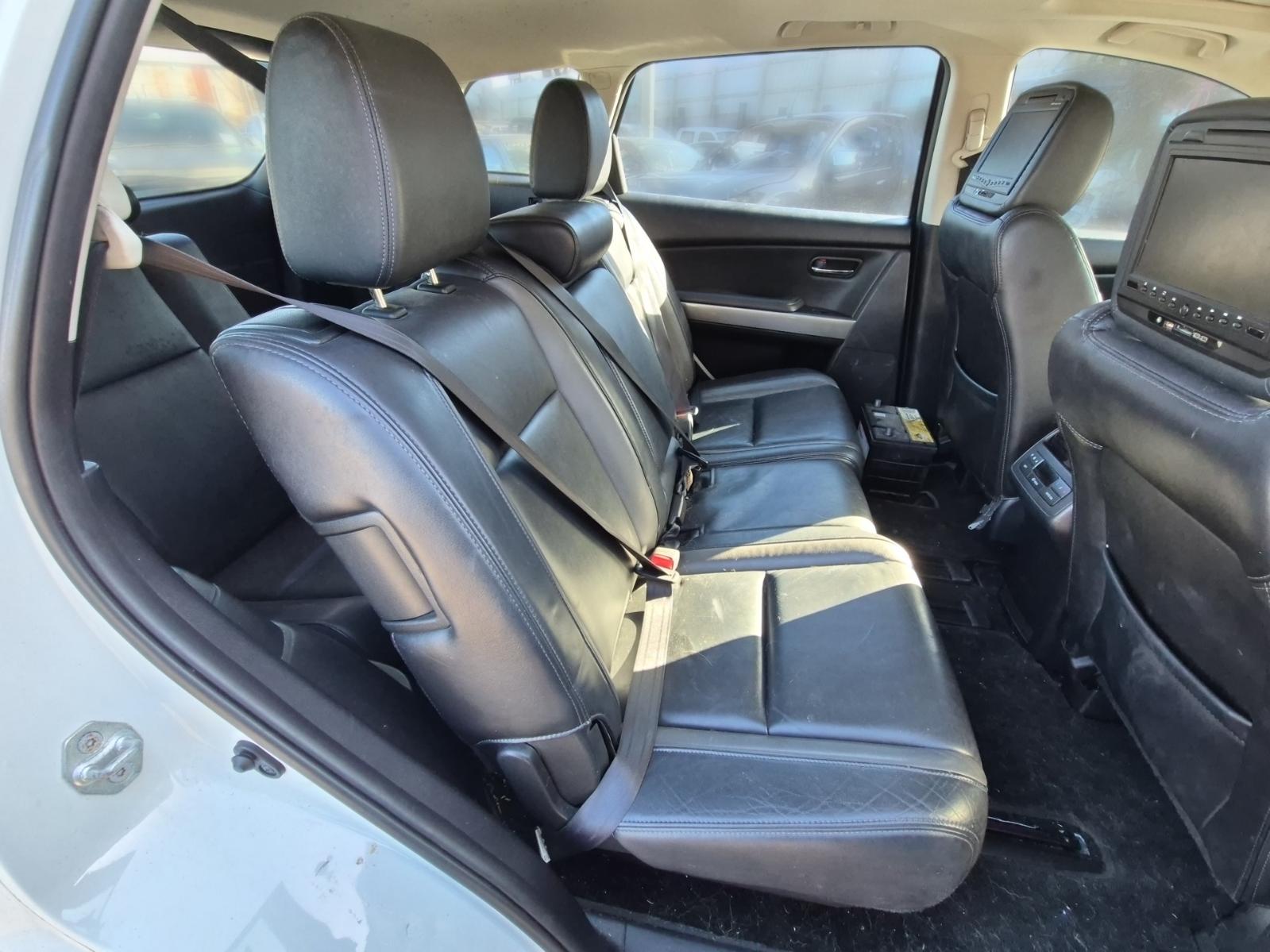 Seat_Belt_Stalk