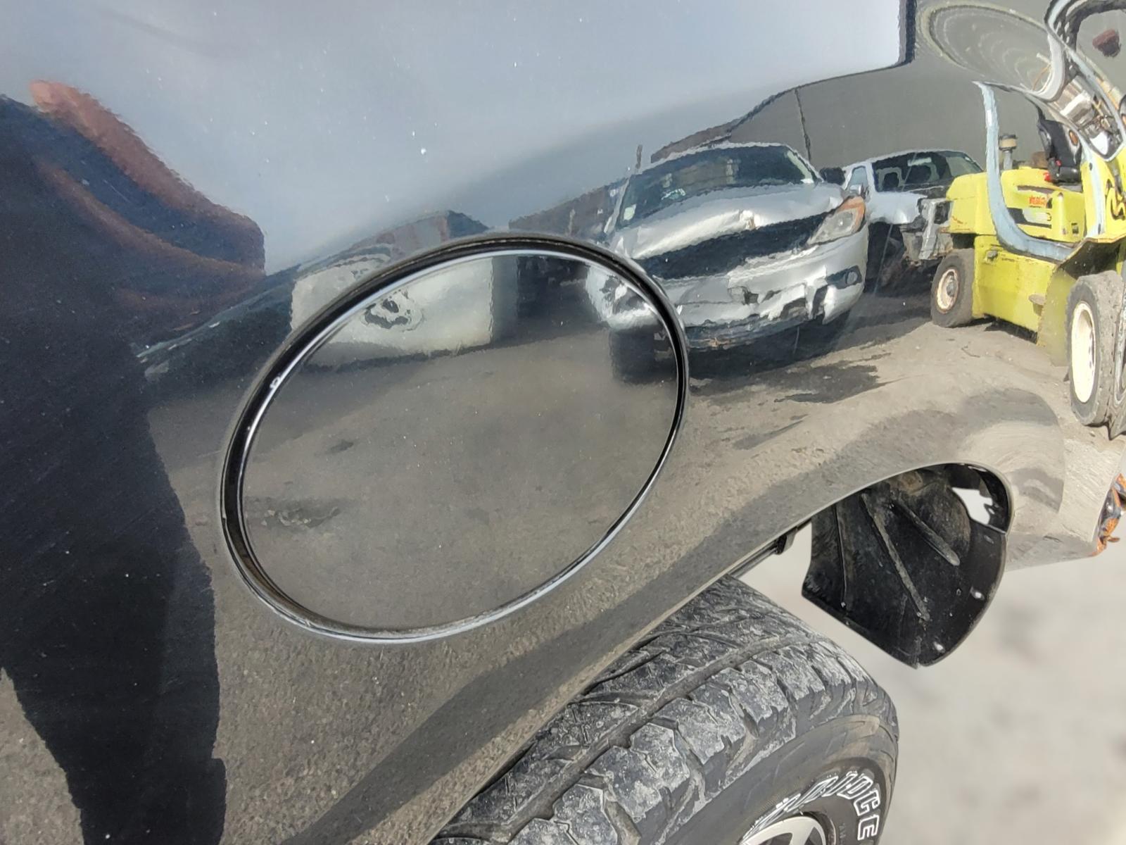 Fuel_Door_Filler