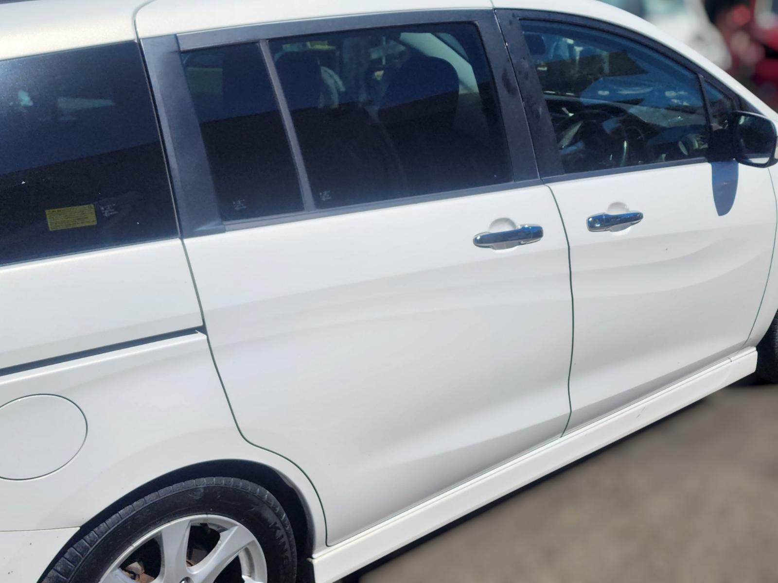 Right Rear Door Sliding