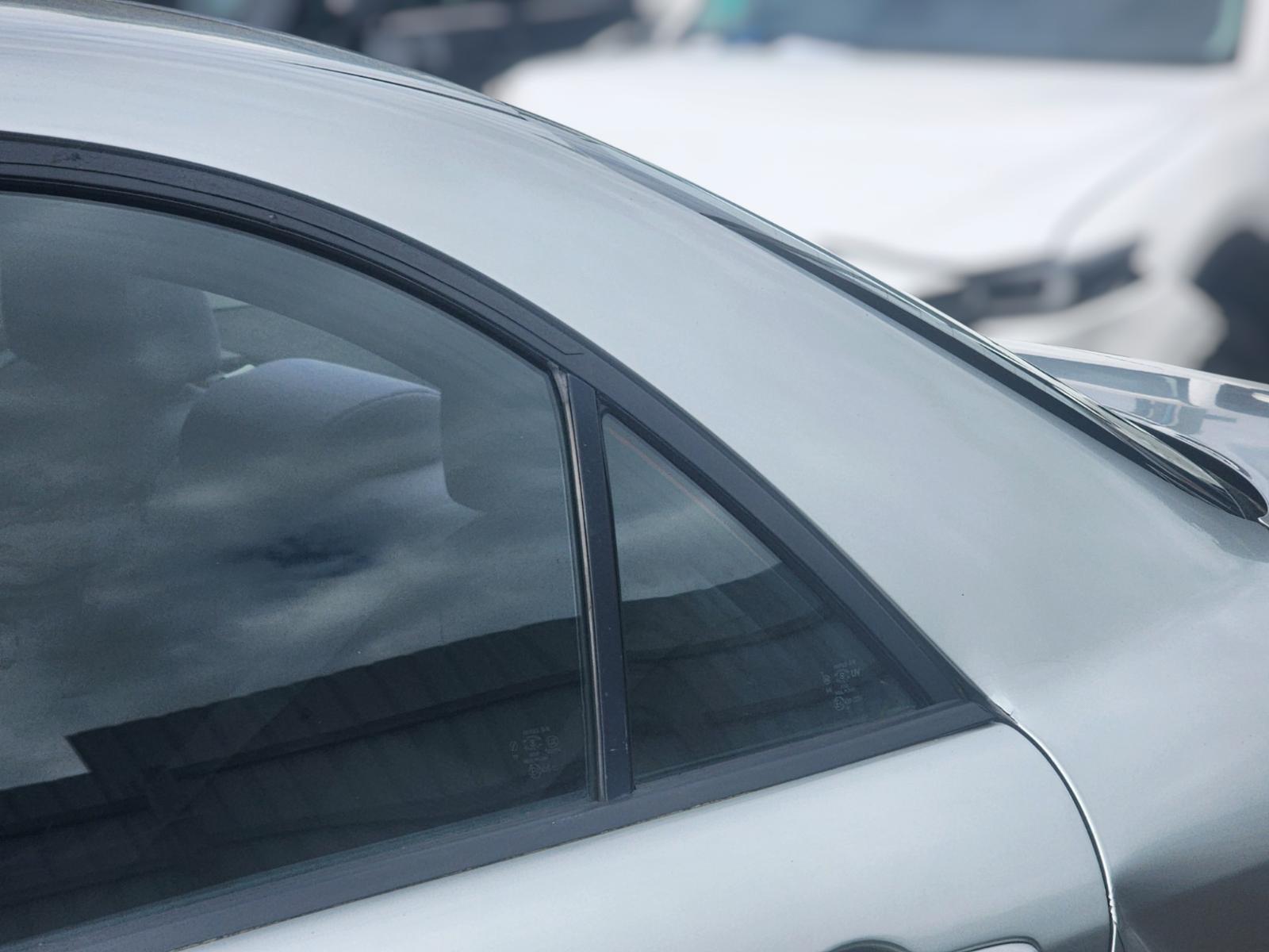 Left_Rear_1q_Door_Glass
