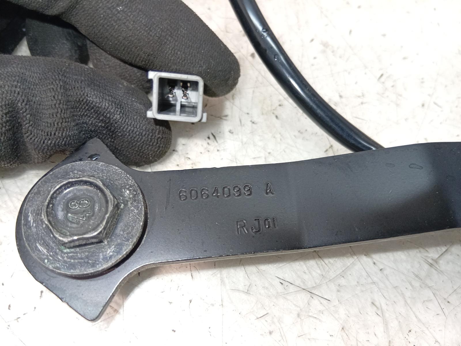 Seat_Belt_Stalk