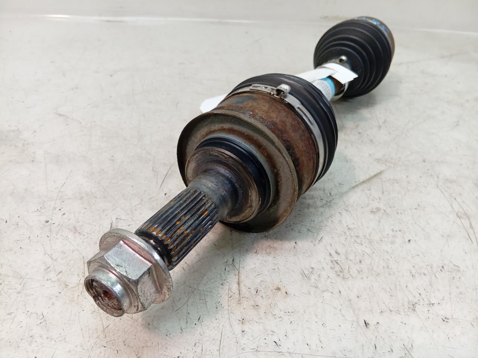 Left_Driveshaft