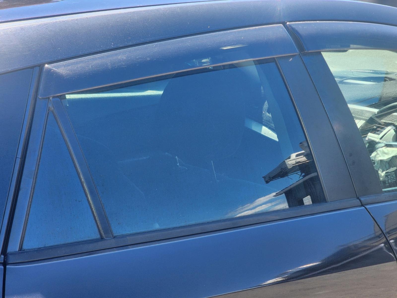 Right Rear Door Window