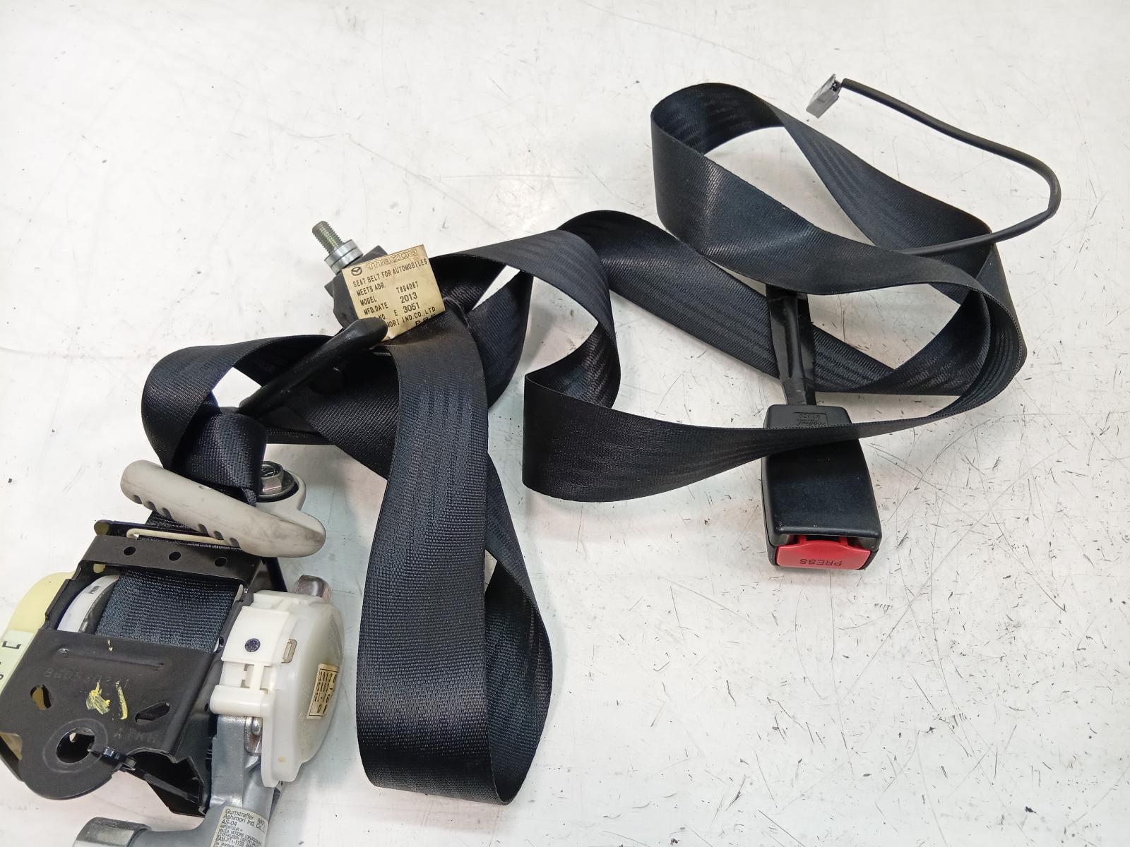 Seat_Belt_Stalk