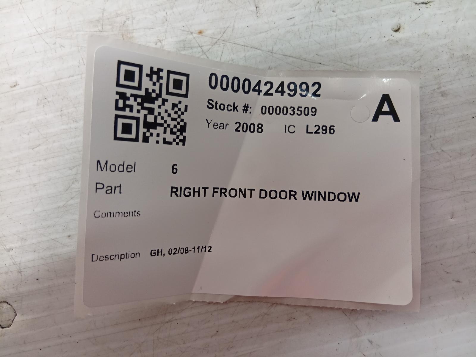 Right_Front_Door_Window
