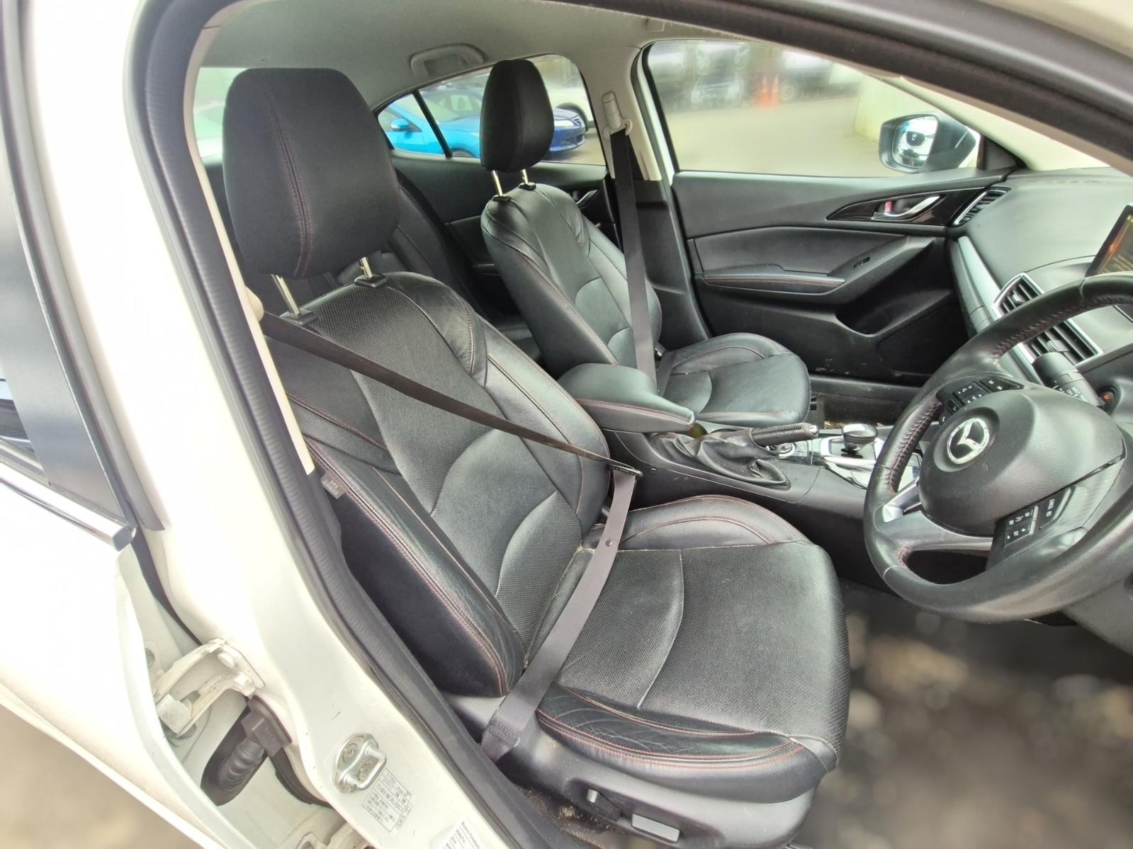 Front_Seat