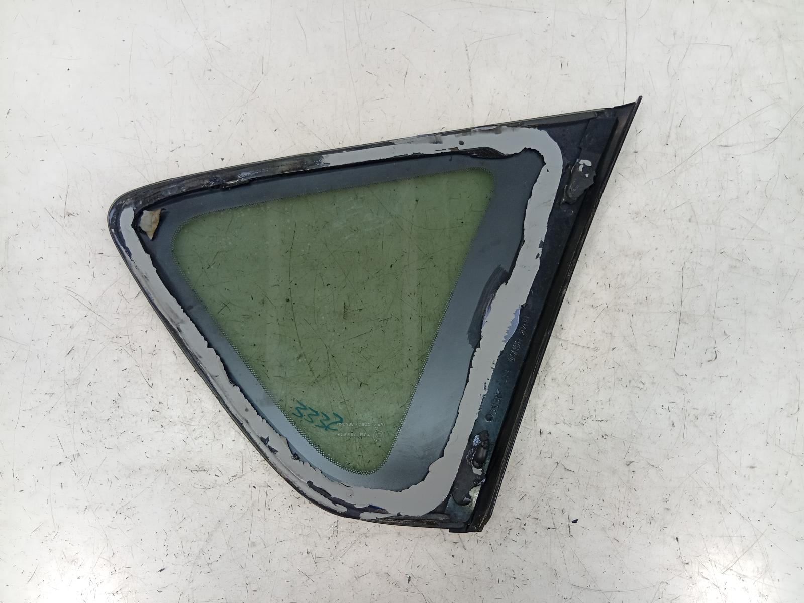 Left_Rear_Side_Glass