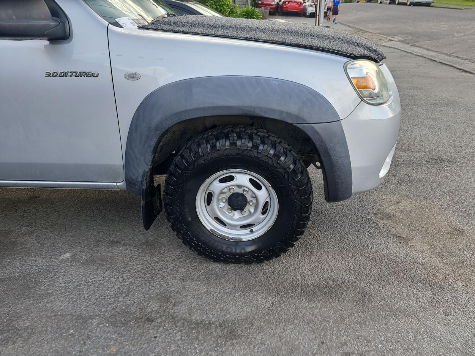 Mazda BT50 - UN 2006-2011