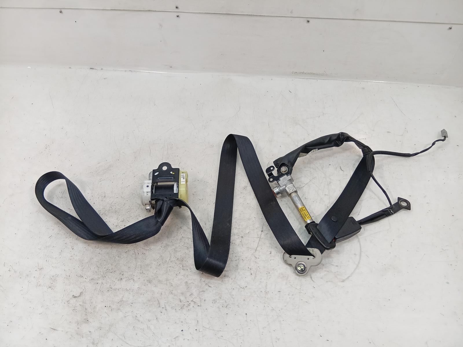 Seat_Belt_Stalk