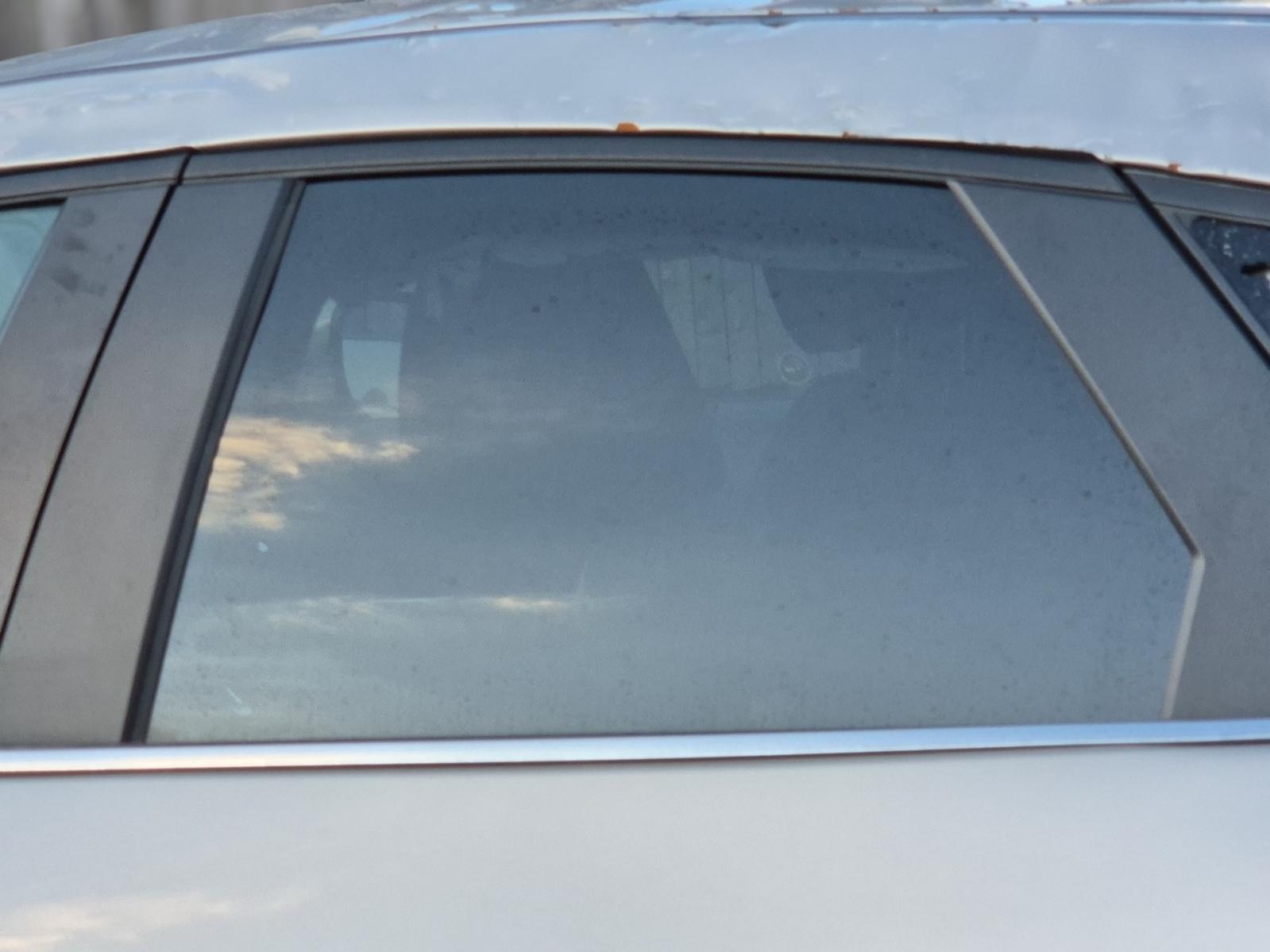 Left_Rear_Door_Window