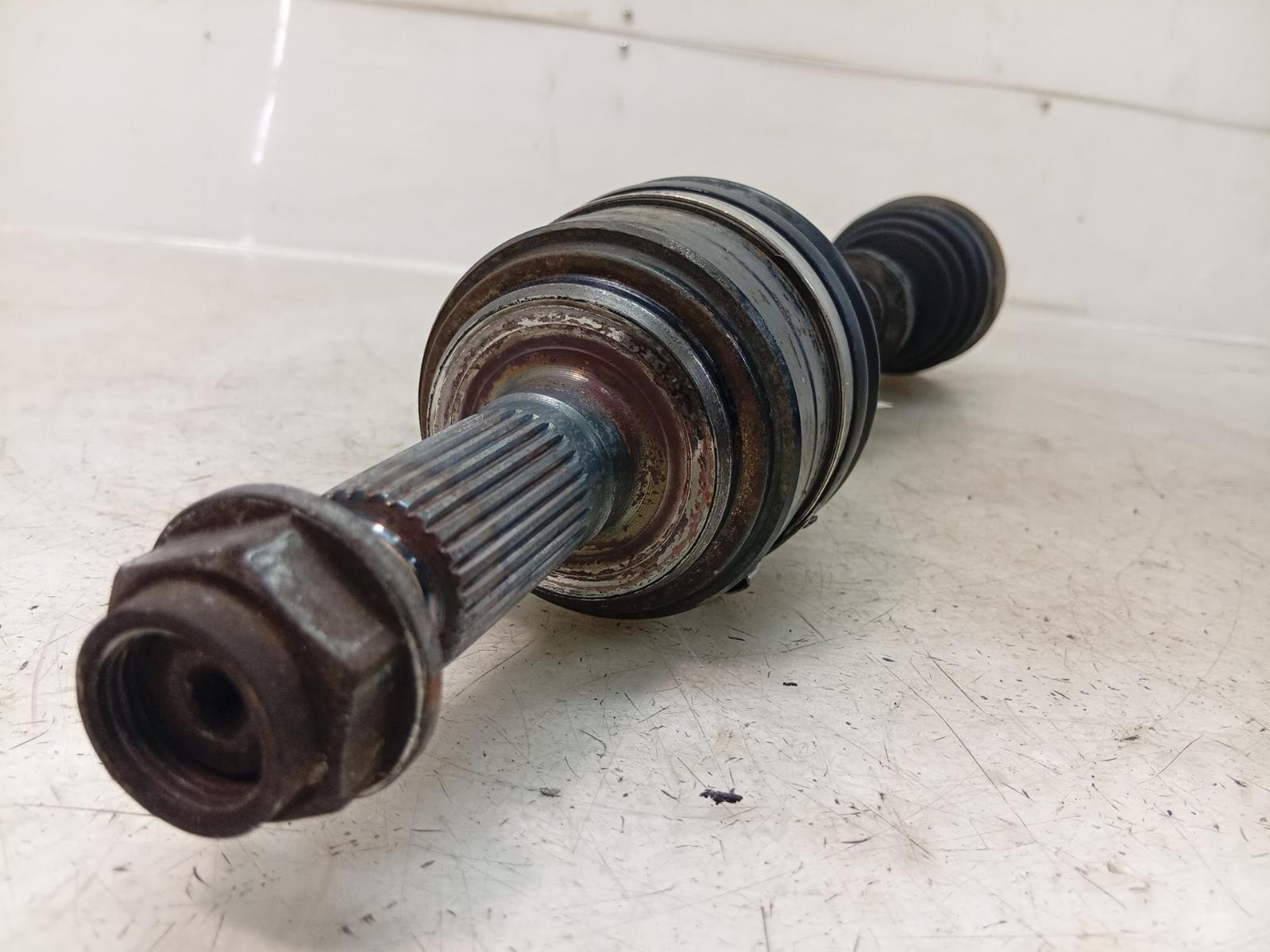 Left_Driveshaft