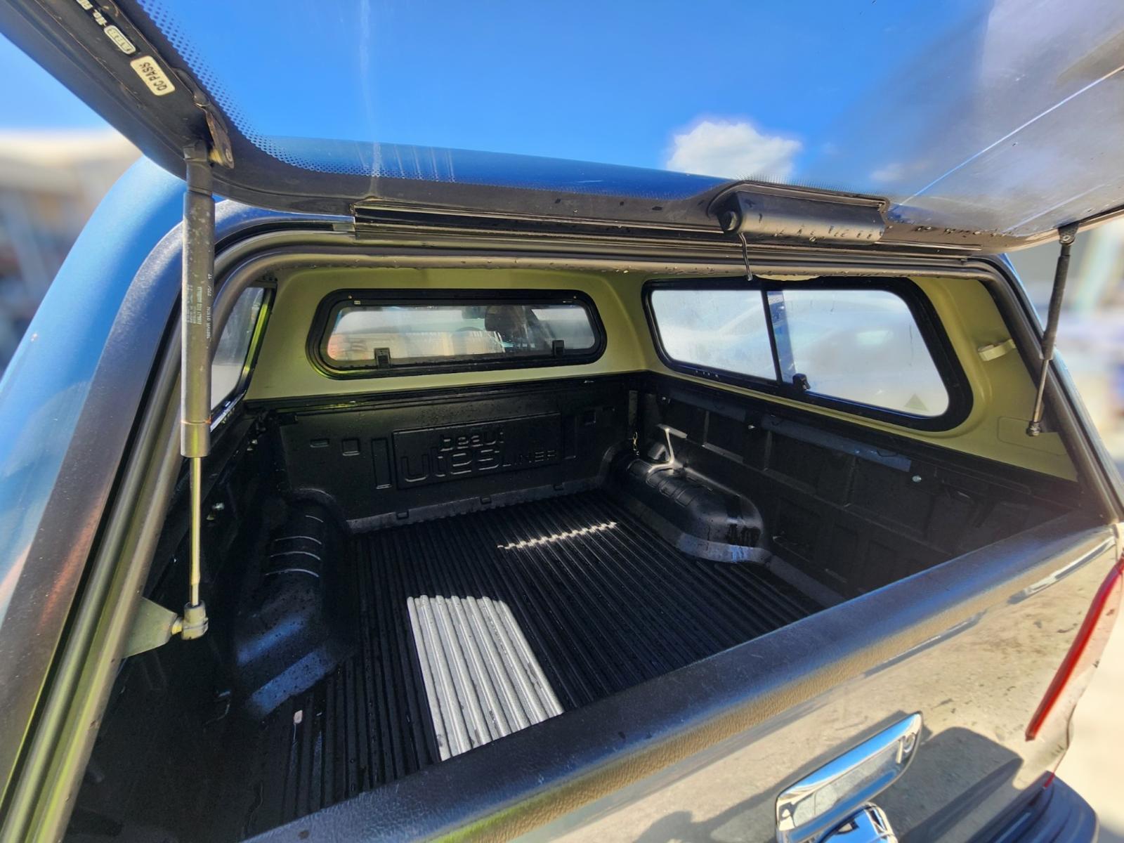 Ute Tray Liner