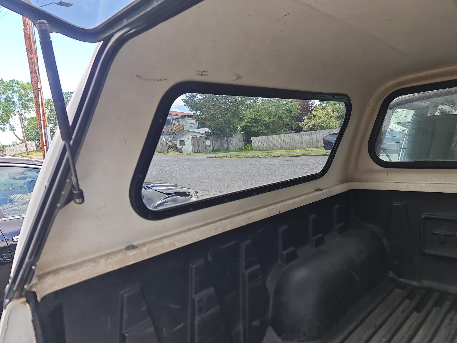 Mazda BT50 - UN 2006-2011