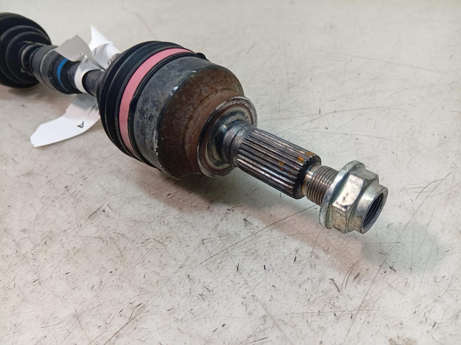 Left_Driveshaft