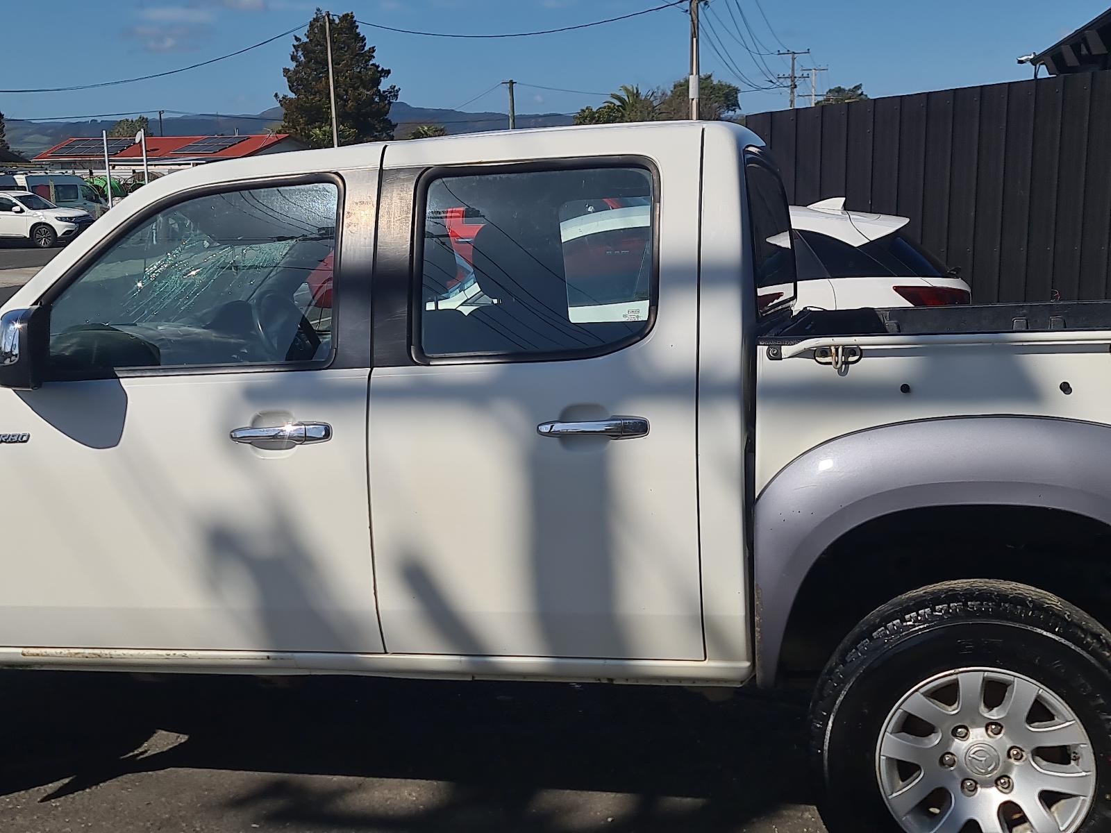 Mazda BT50 - UN 2006-2011