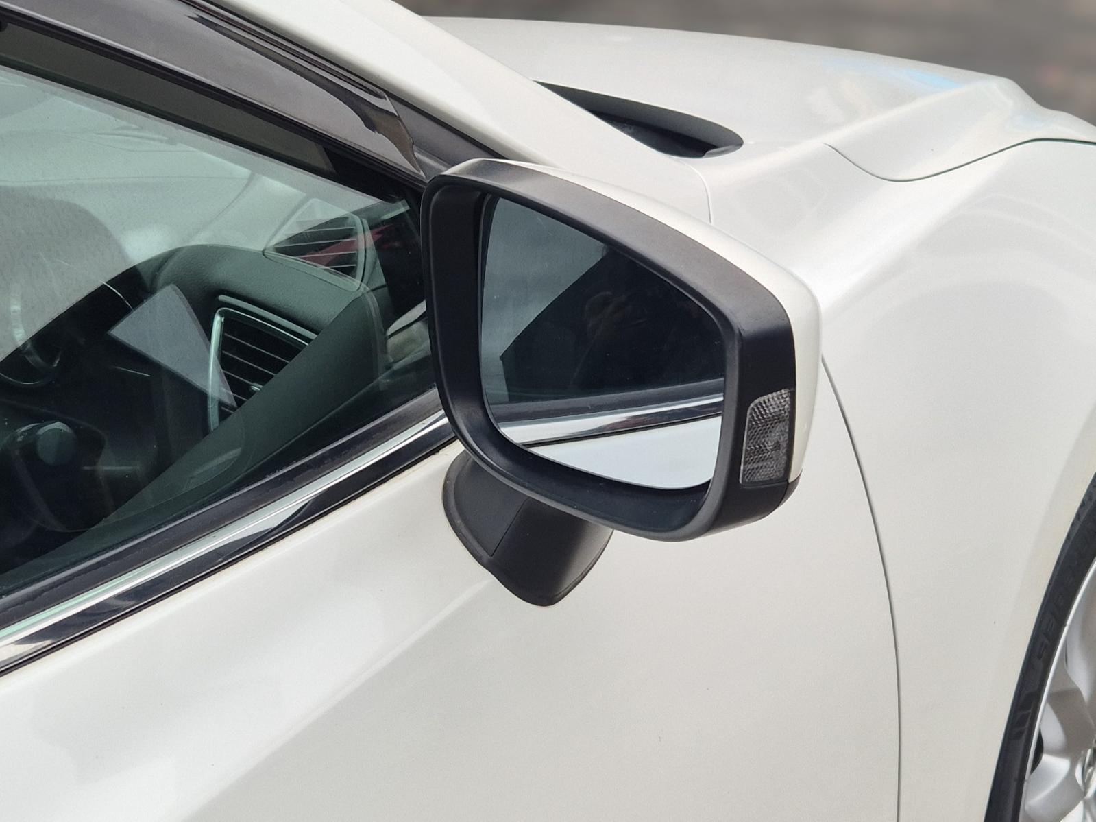 Right_Door_Mirror