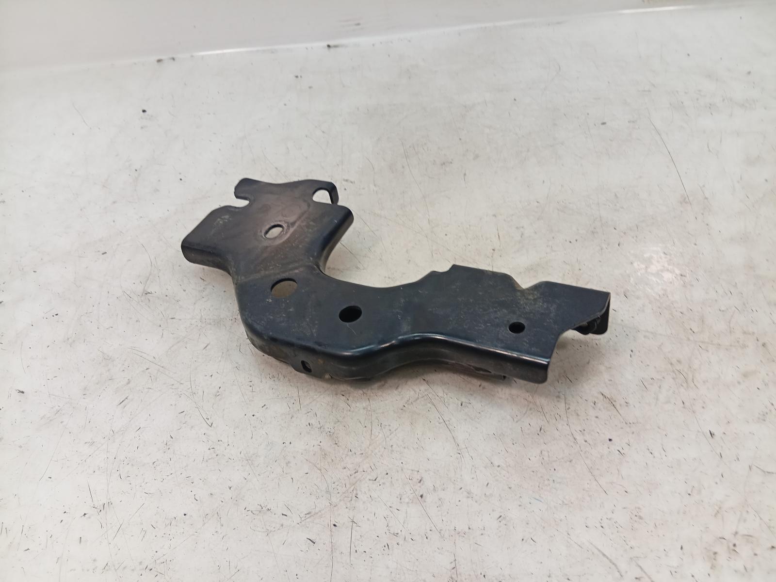 R_Bar_Bracket_Reinfo