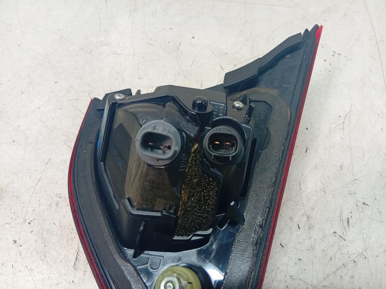 Rear_Garnish