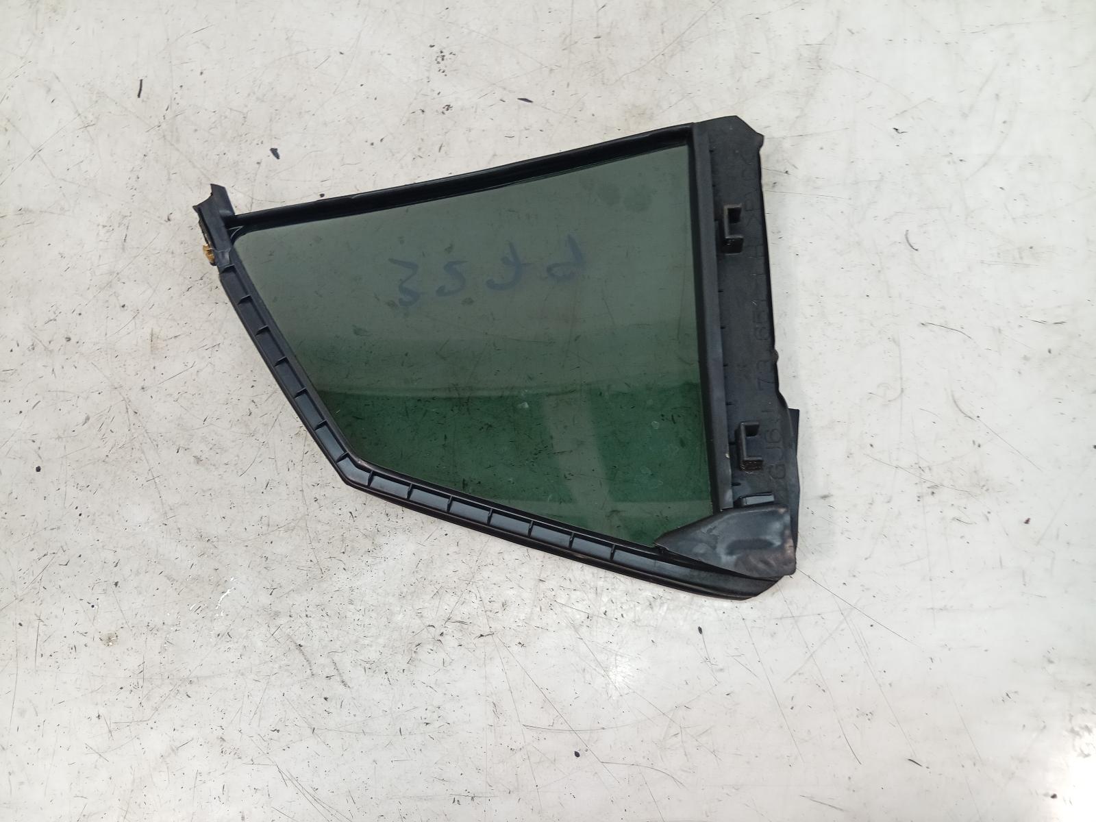 Left_Rear_1q_Door_Glass