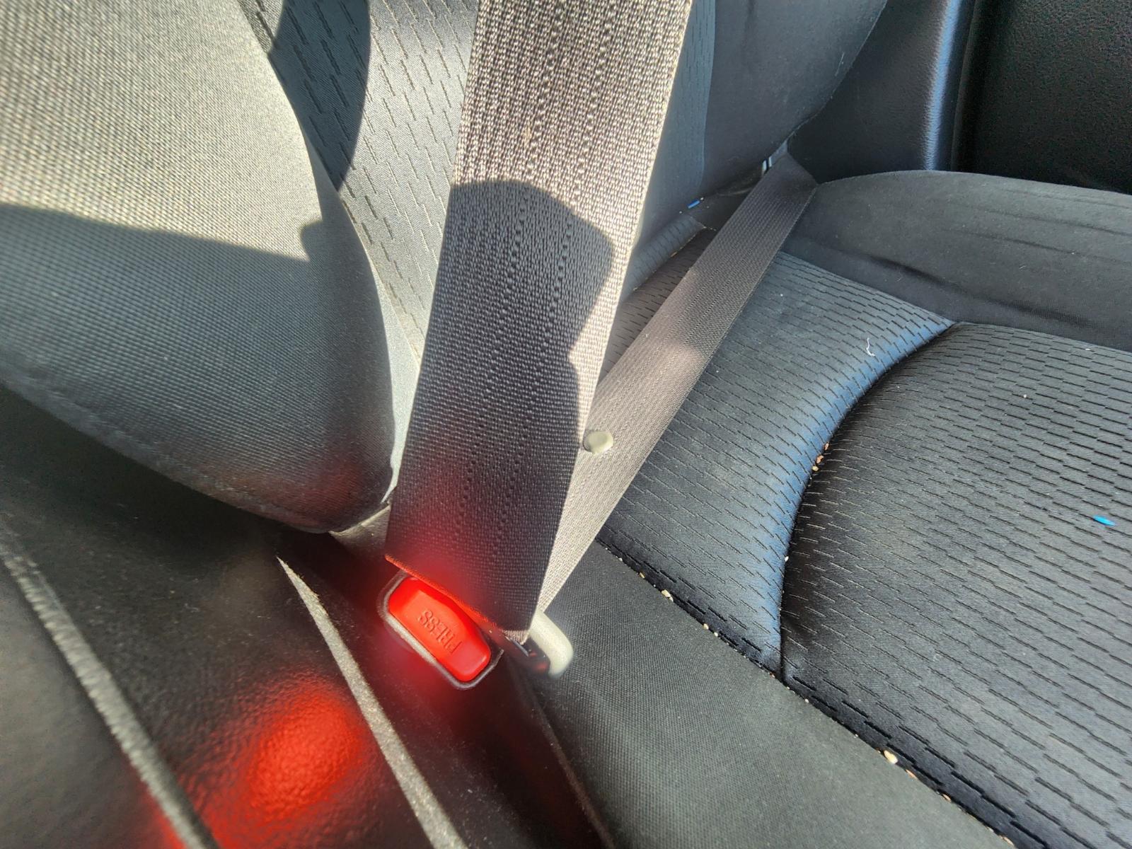 Seat_Belt_Stalk