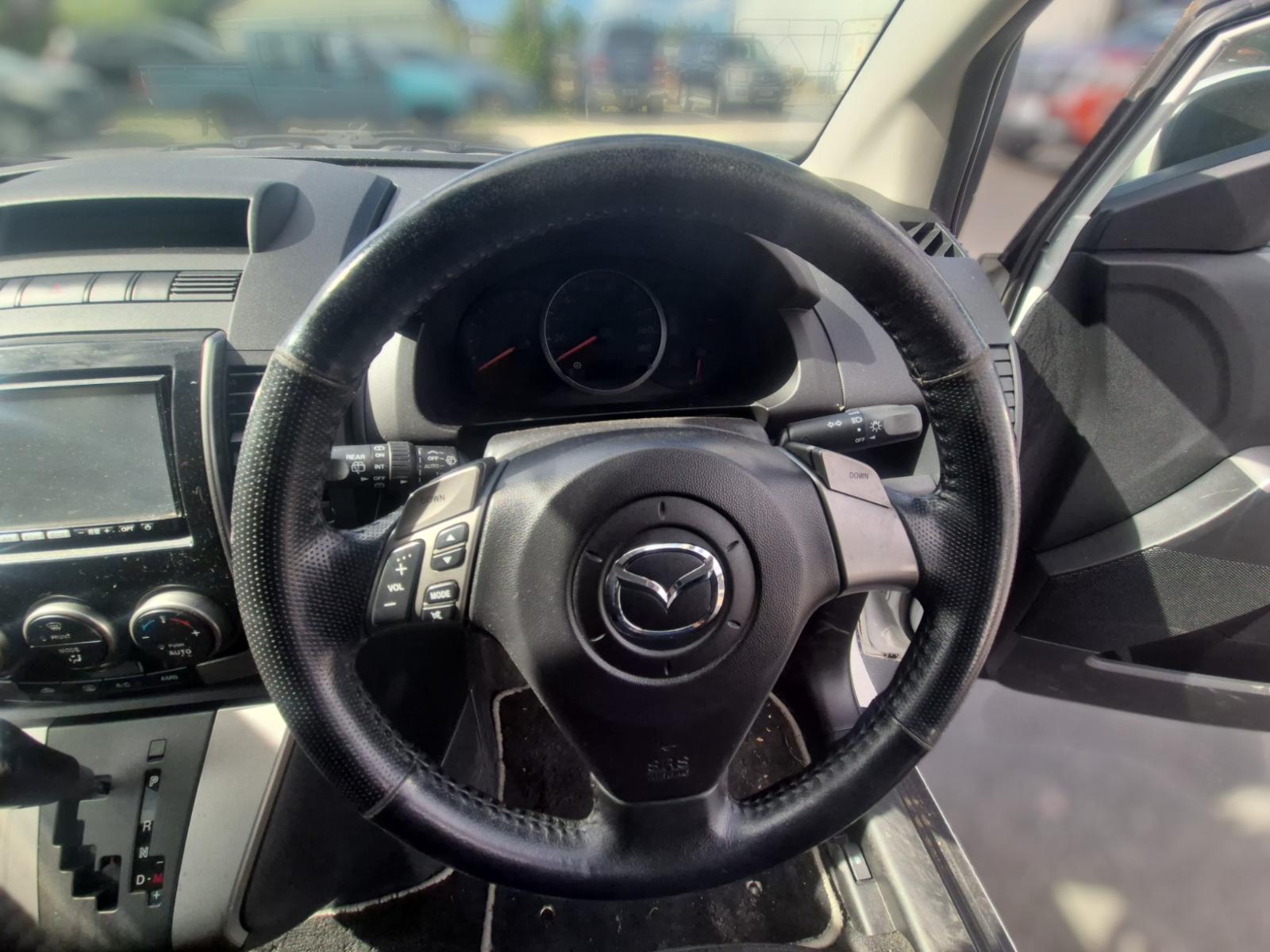 Mazda Premacy - CREW