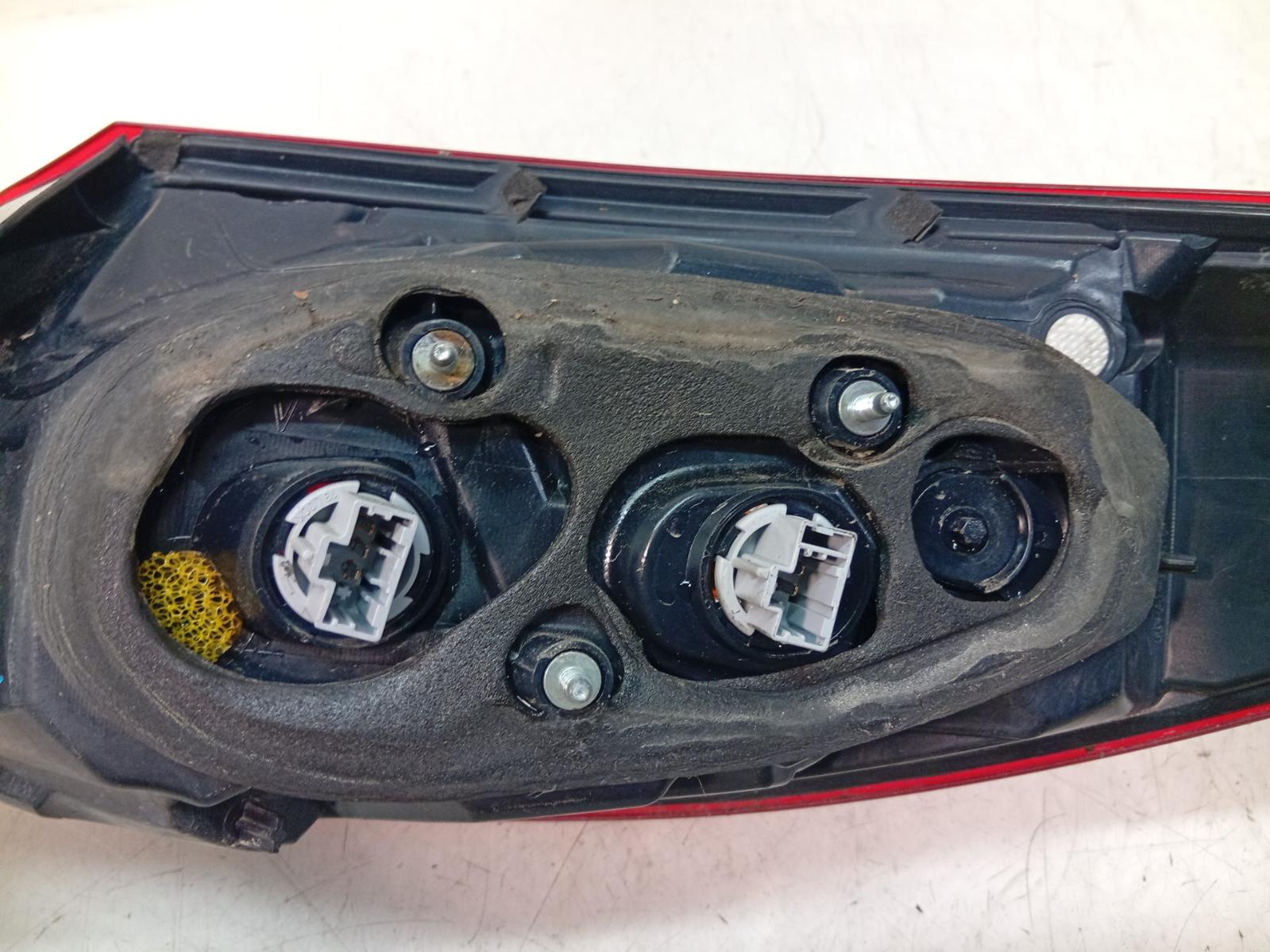 Left_Taillight