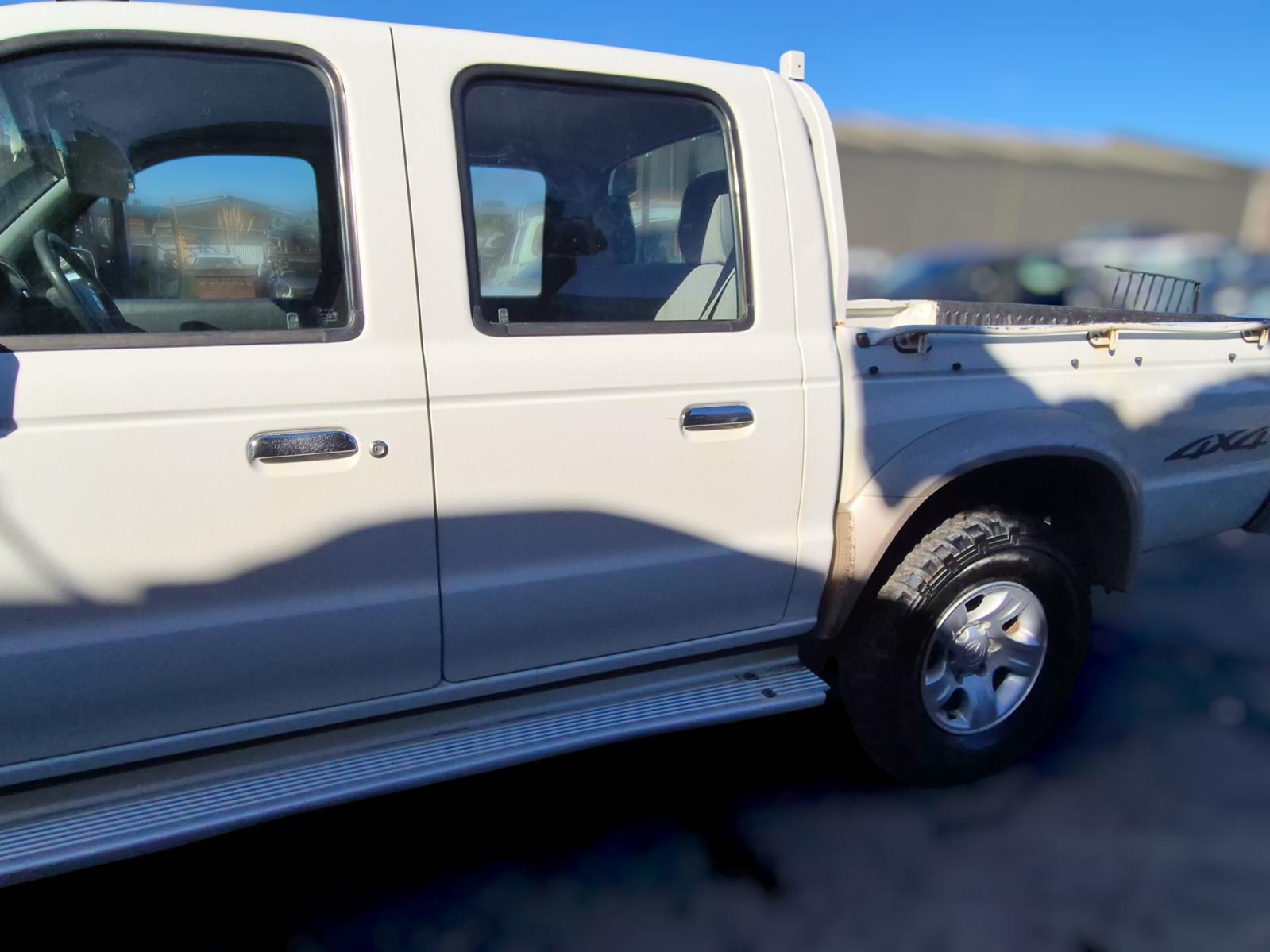 Left_Rear_Door_Sliding