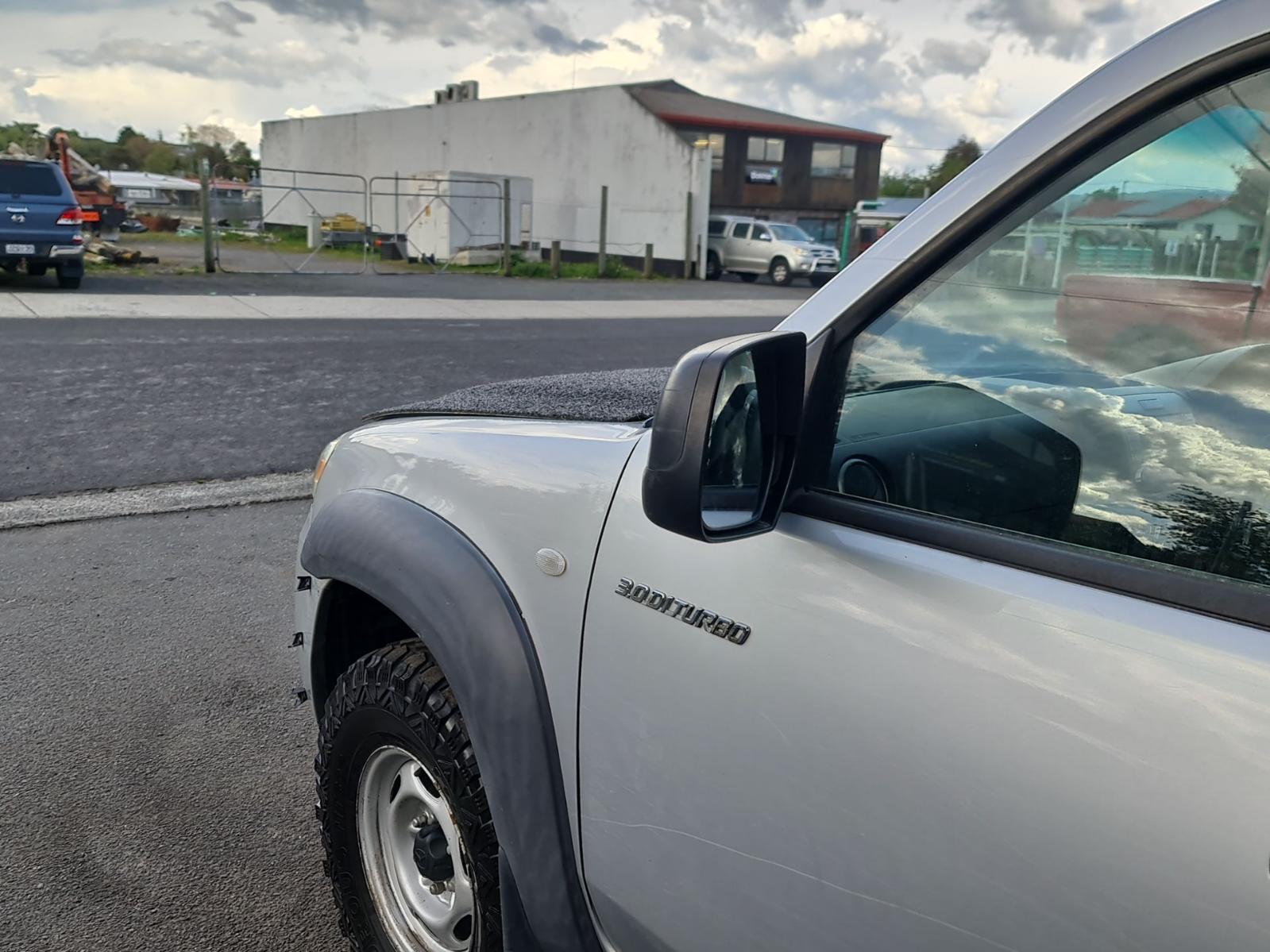 Mazda BT50 - UN 2006-2011